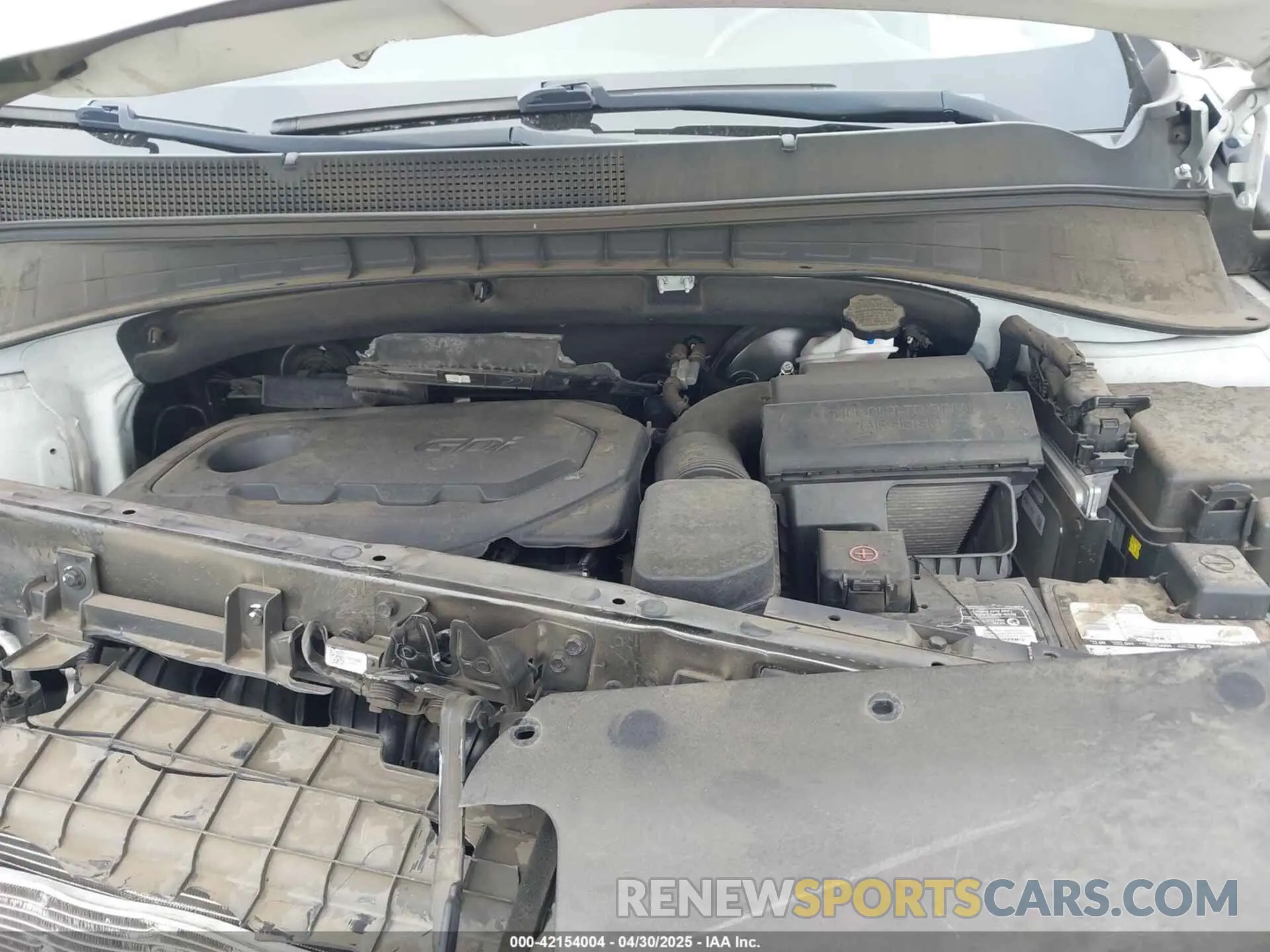 10 Photograph of a damaged car 5XYPG4A37KG589572 KIA SORENTO 2019