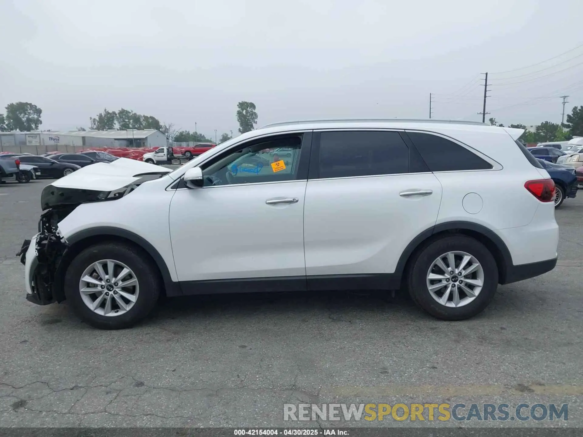 15 Photograph of a damaged car 5XYPG4A37KG589572 KIA SORENTO 2019