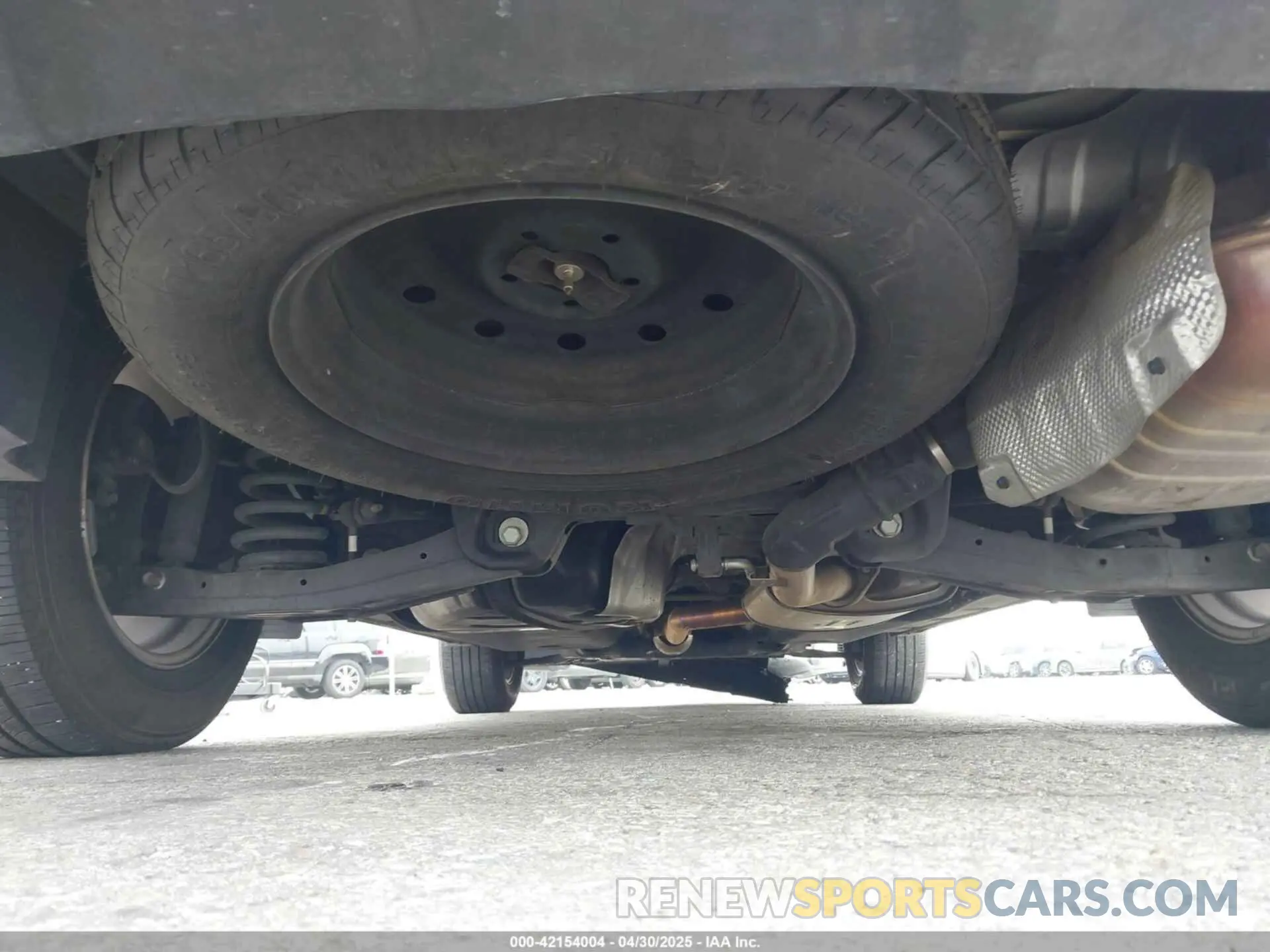 21 Photograph of a damaged car 5XYPG4A37KG589572 KIA SORENTO 2019