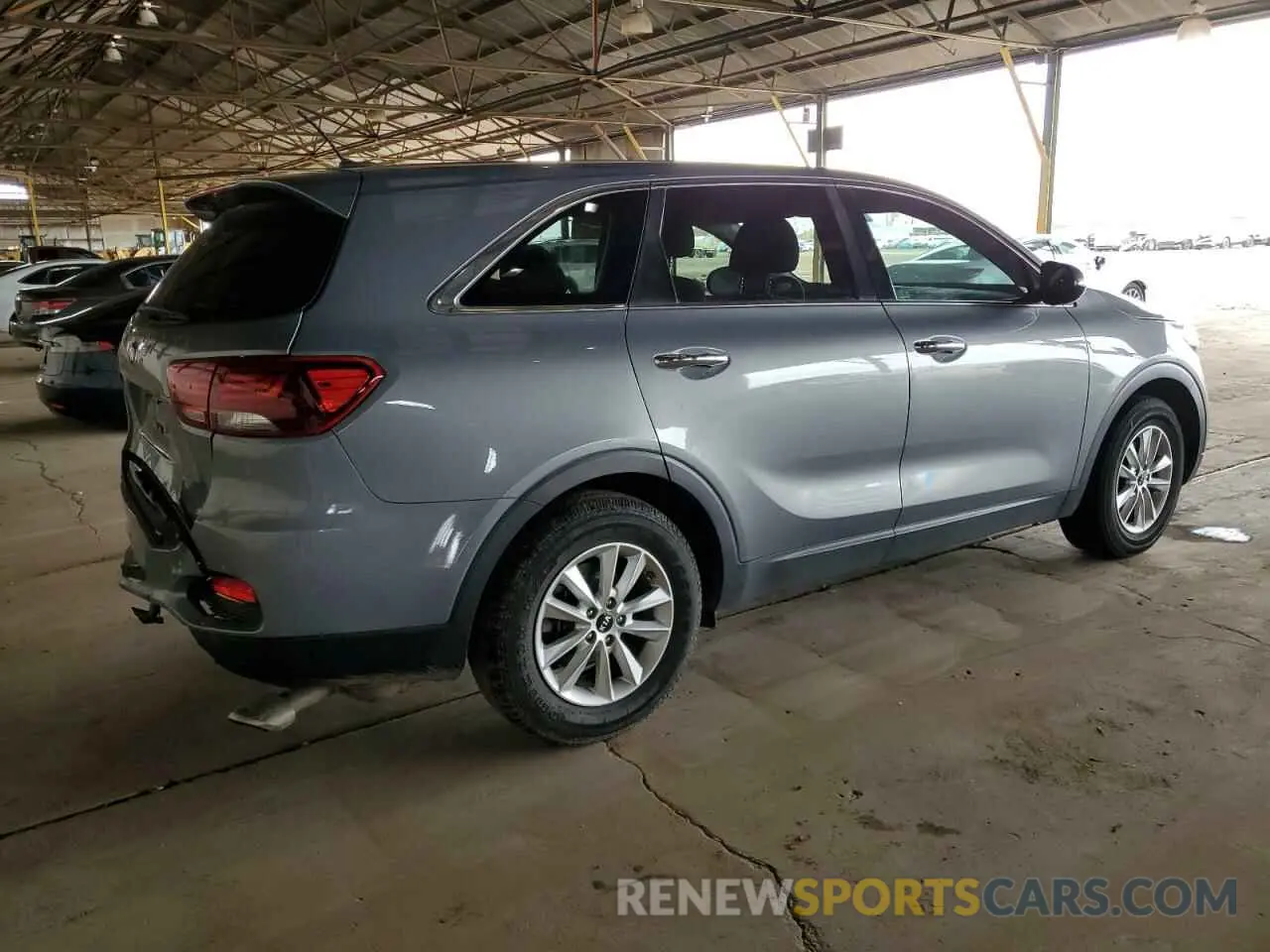 3 Photograph of a damaged car 5XYPG4A37KG603342 KIA SORENTO 2019