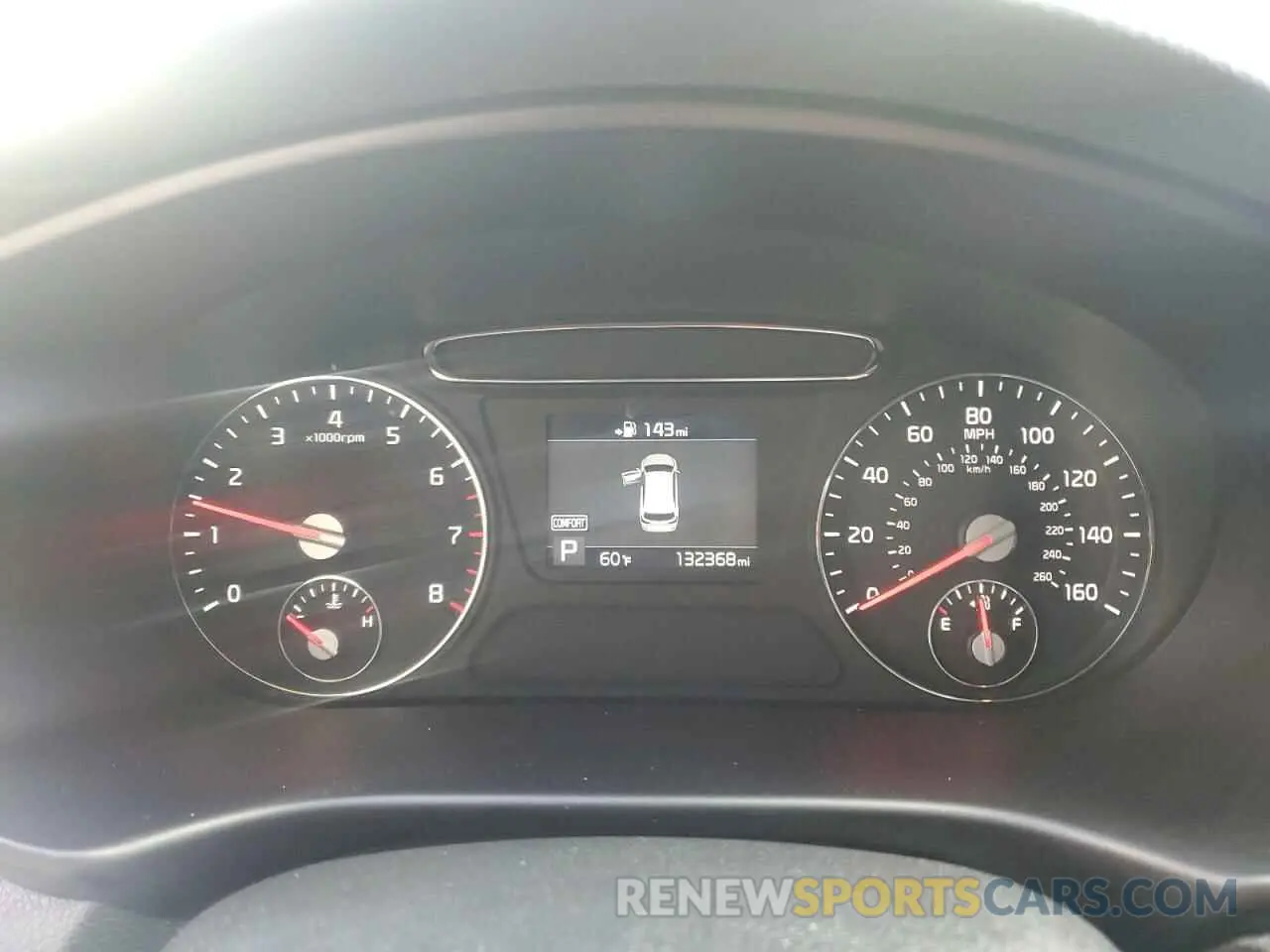 9 Photograph of a damaged car 5XYPG4A38KG467092 KIA SORENTO 2019