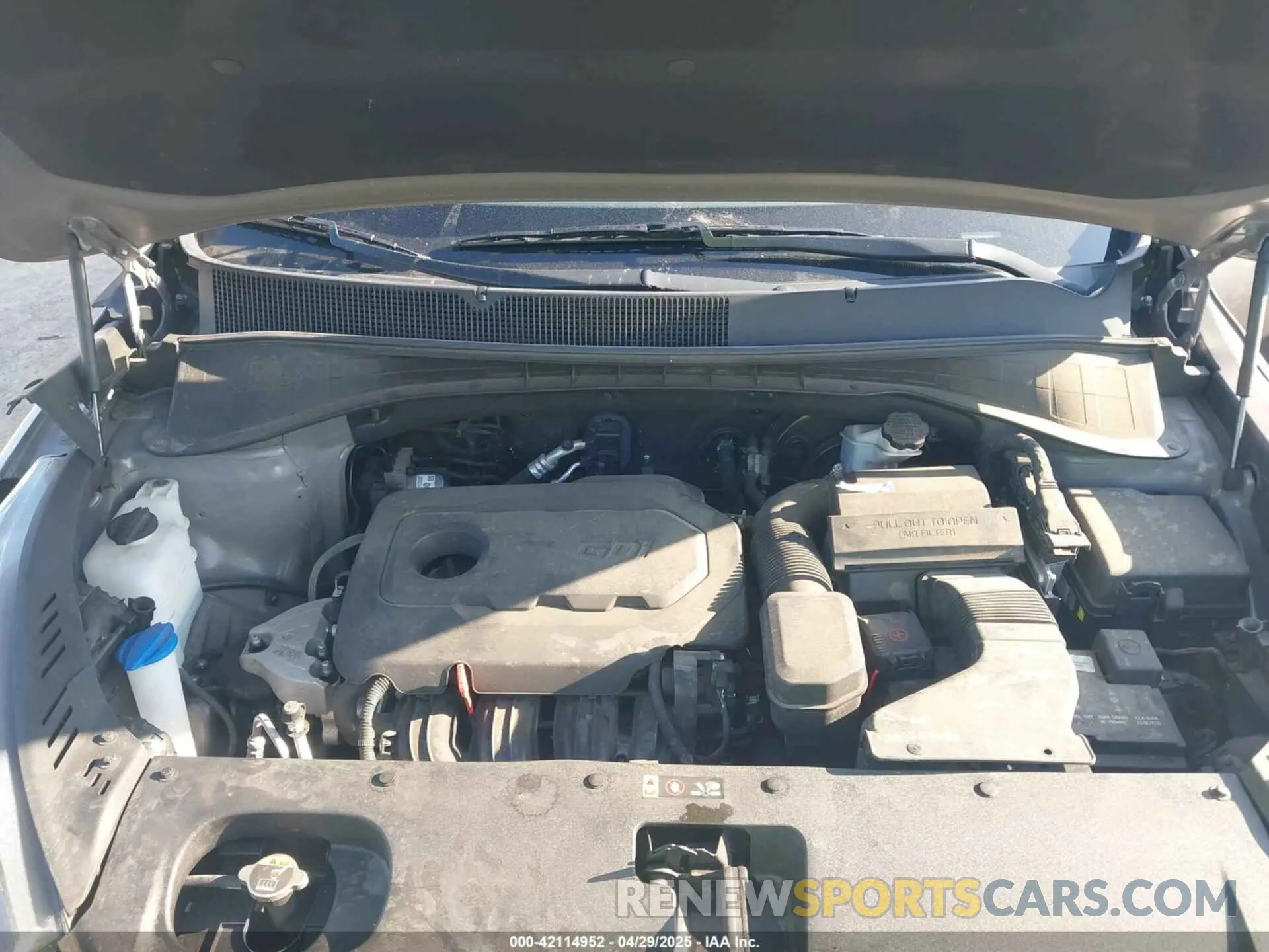 10 Photograph of a damaged car 5XYPG4A38KG506389 KIA SORENTO 2019
