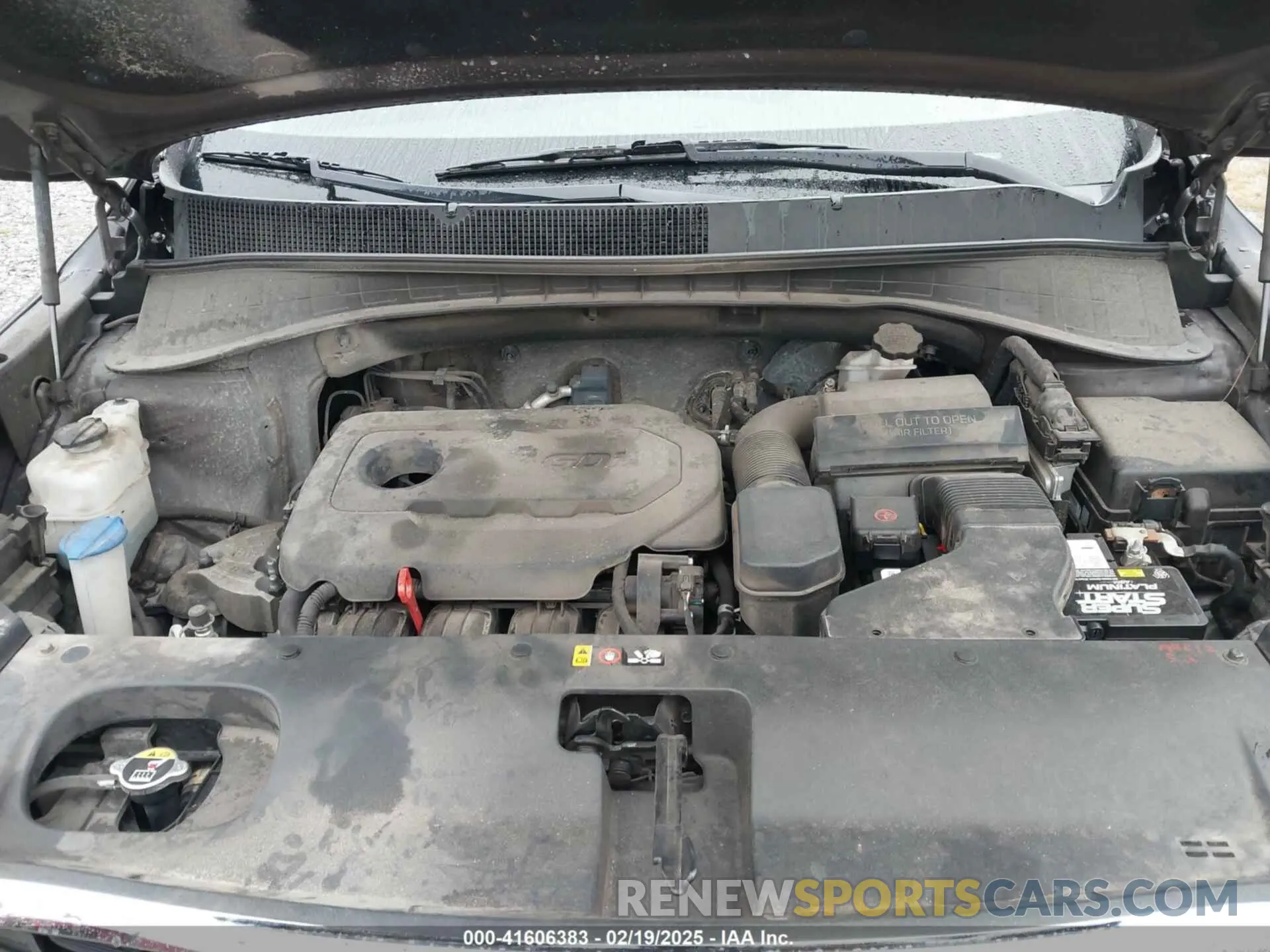 10 Photograph of a damaged car 5XYPG4A38KG508708 KIA SORENTO 2019