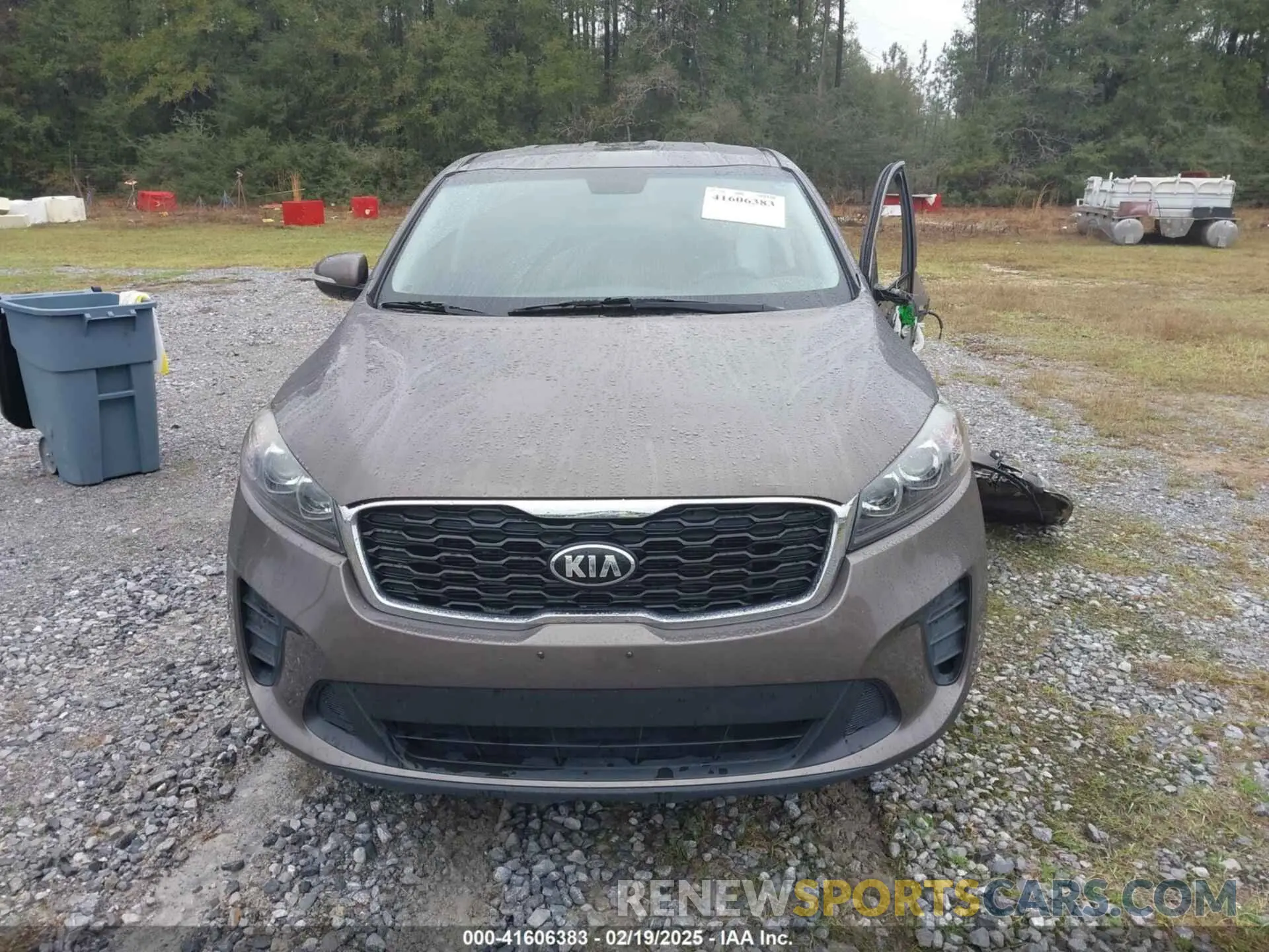 12 Photograph of a damaged car 5XYPG4A38KG508708 KIA SORENTO 2019