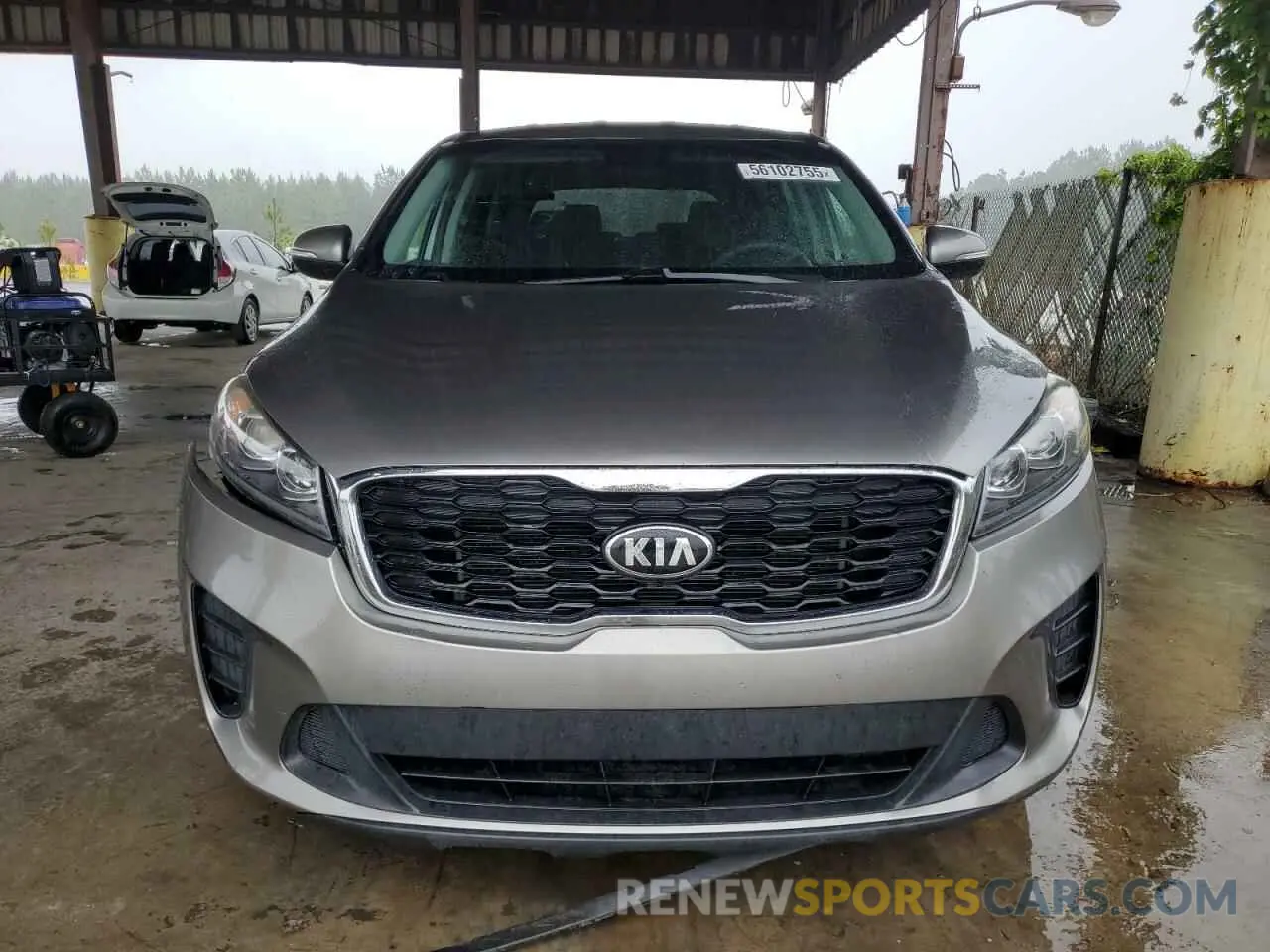 5 Photograph of a damaged car 5XYPG4A38KG514797 KIA SORENTO 2019