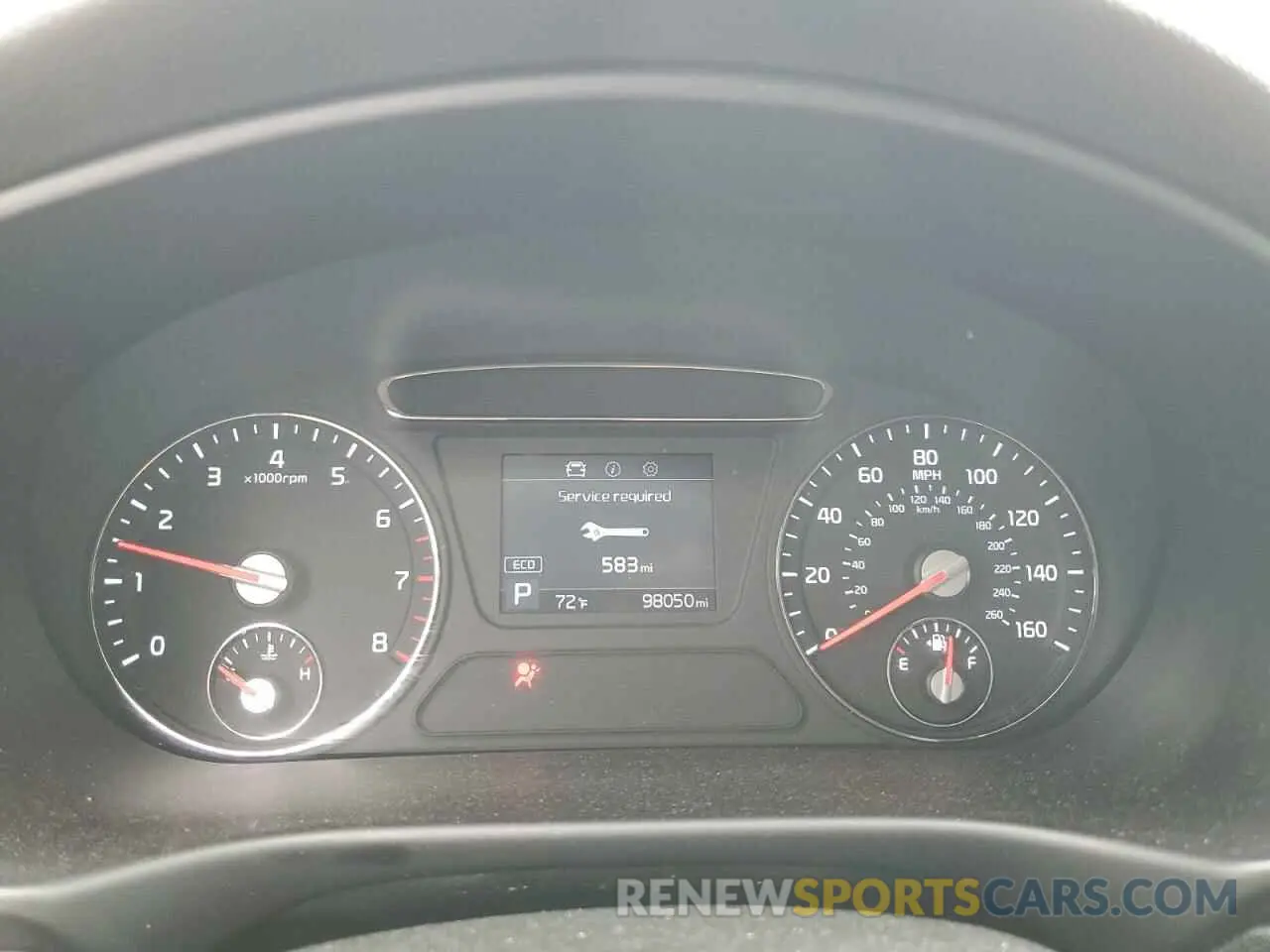 9 Photograph of a damaged car 5XYPG4A38KG539148 KIA SORENTO 2019