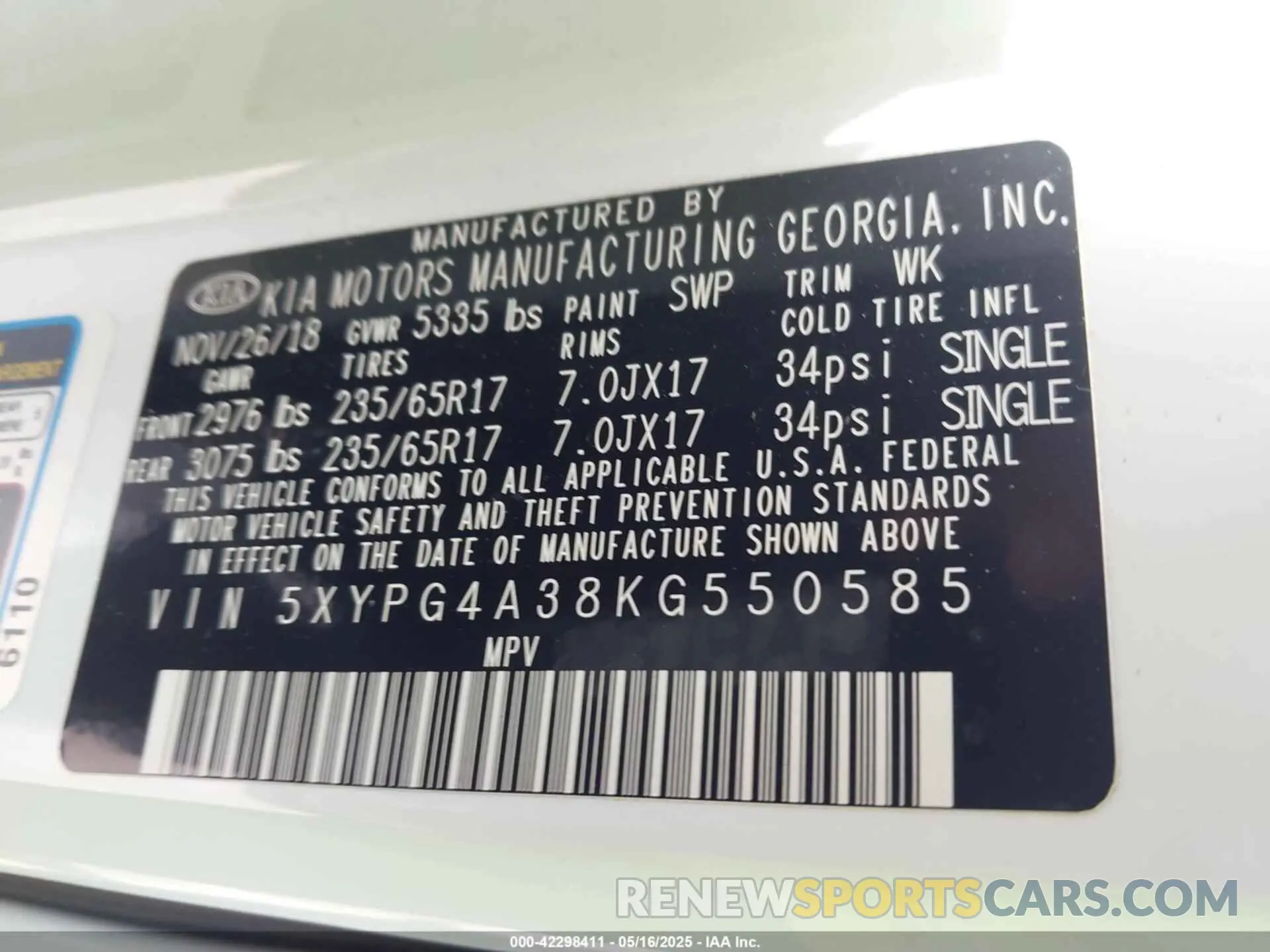 9 Photograph of a damaged car 5XYPG4A38KG550585 KIA SORENTO 2019