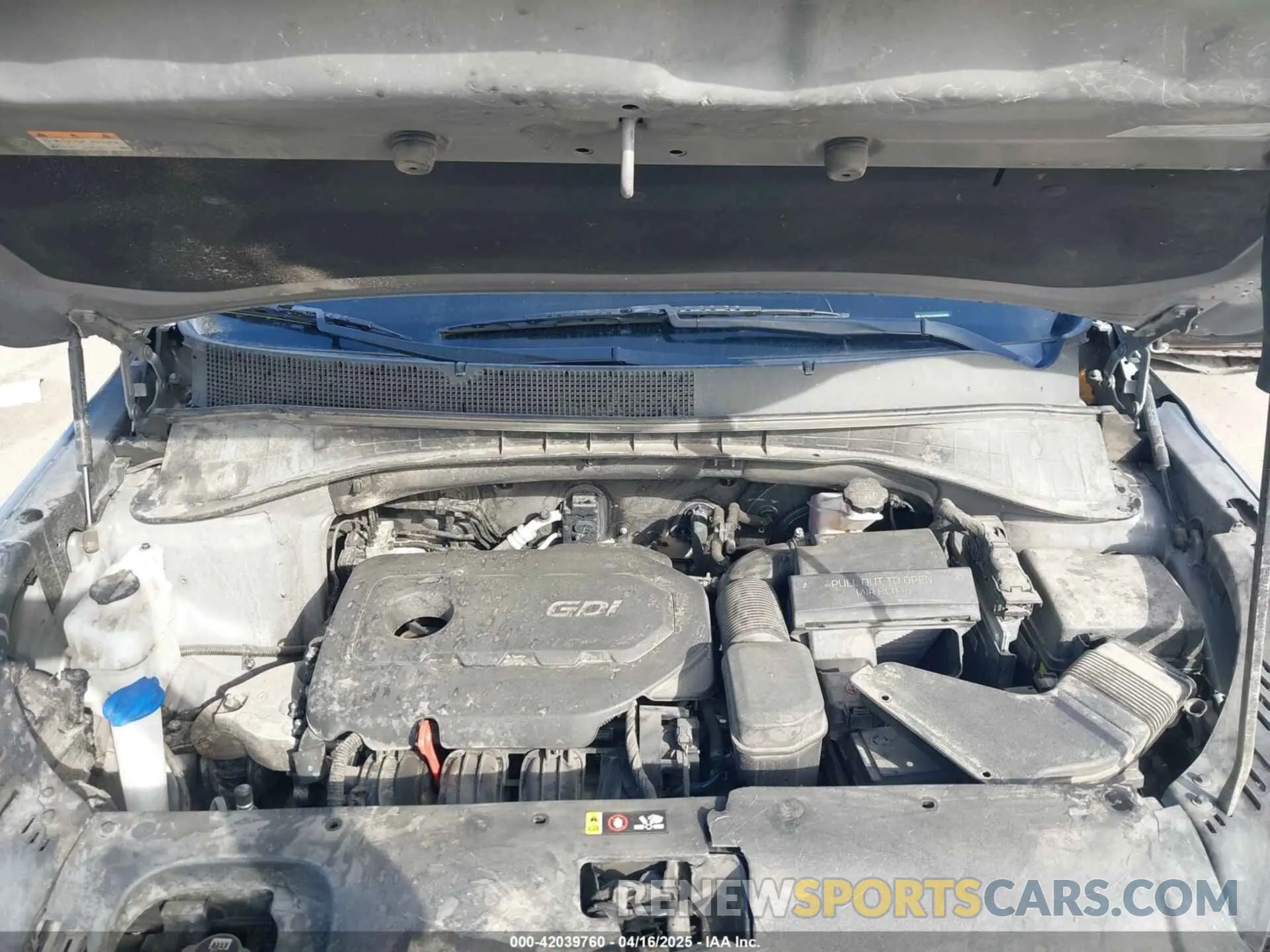 10 Photograph of a damaged car 5XYPG4A38KG550800 KIA SORENTO 2019