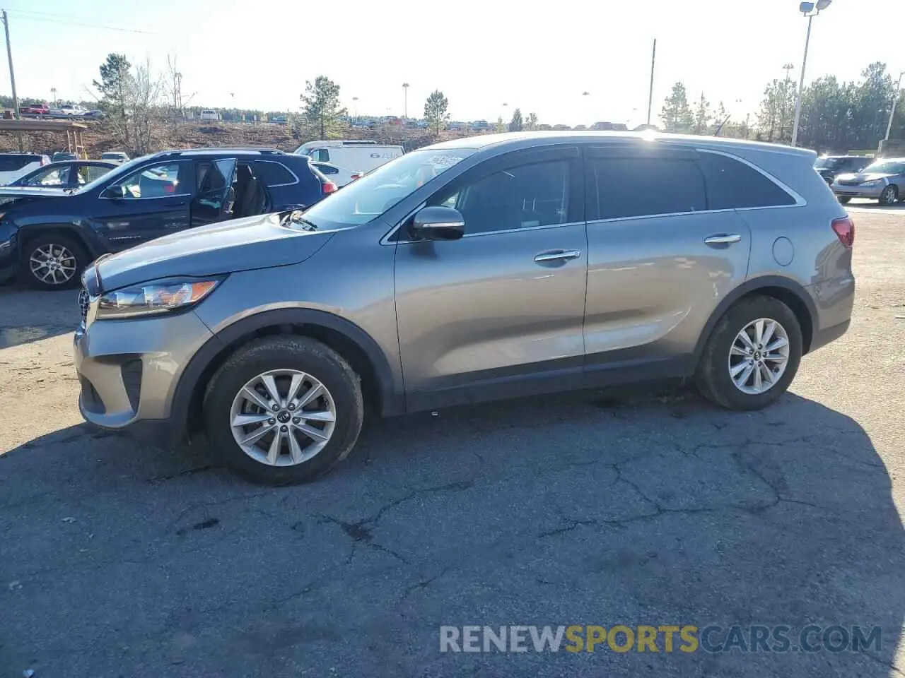 1 Photograph of a damaged car 5XYPG4A38KG551378 KIA SORENTO 2019