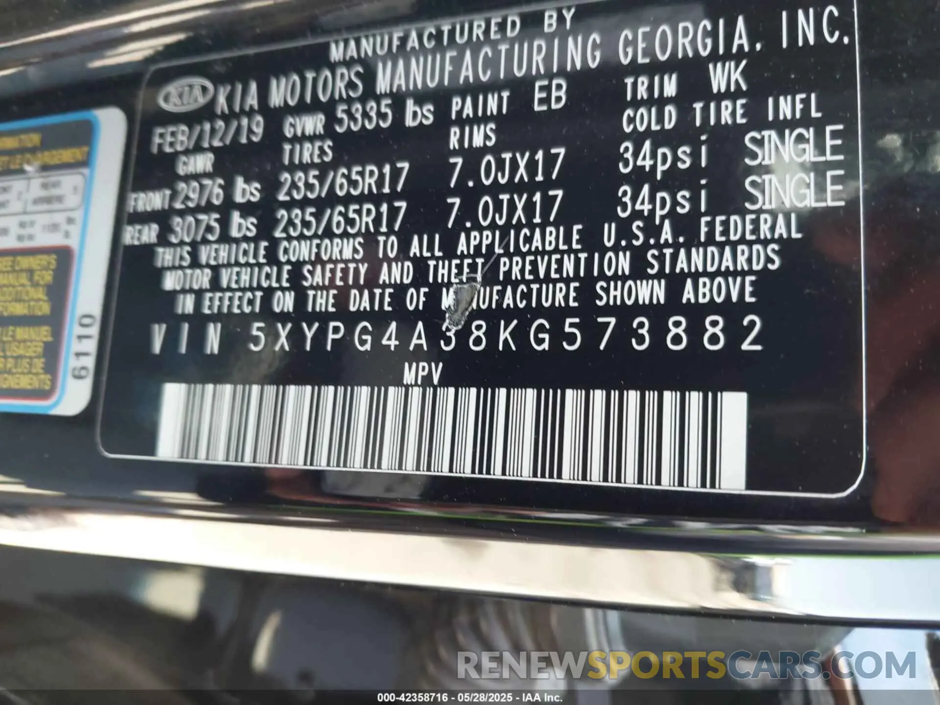 9 Photograph of a damaged car 5XYPG4A38KG573882 KIA SORENTO 2019