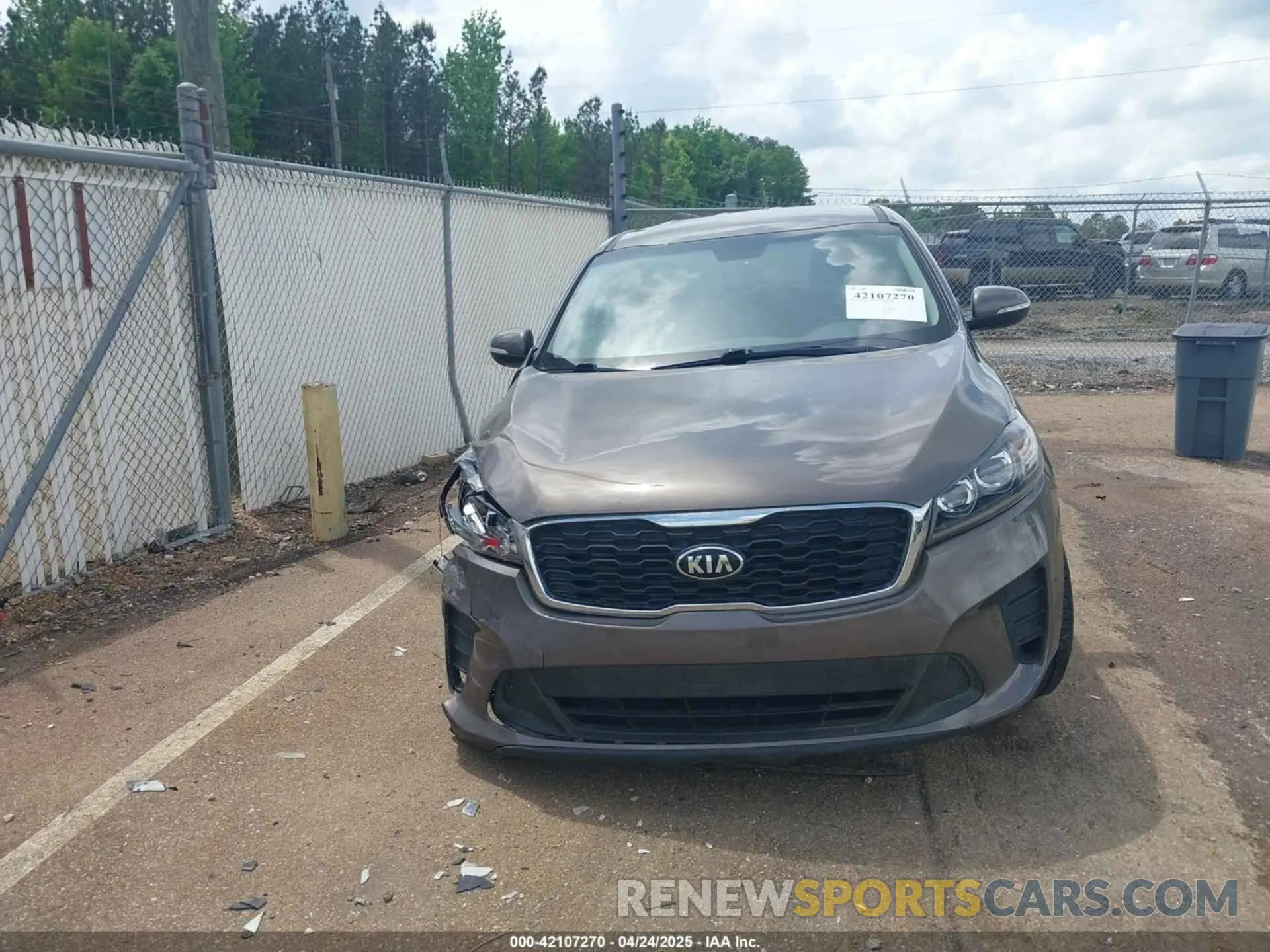 13 Photograph of a damaged car 5XYPG4A38KG576149 KIA SORENTO 2019