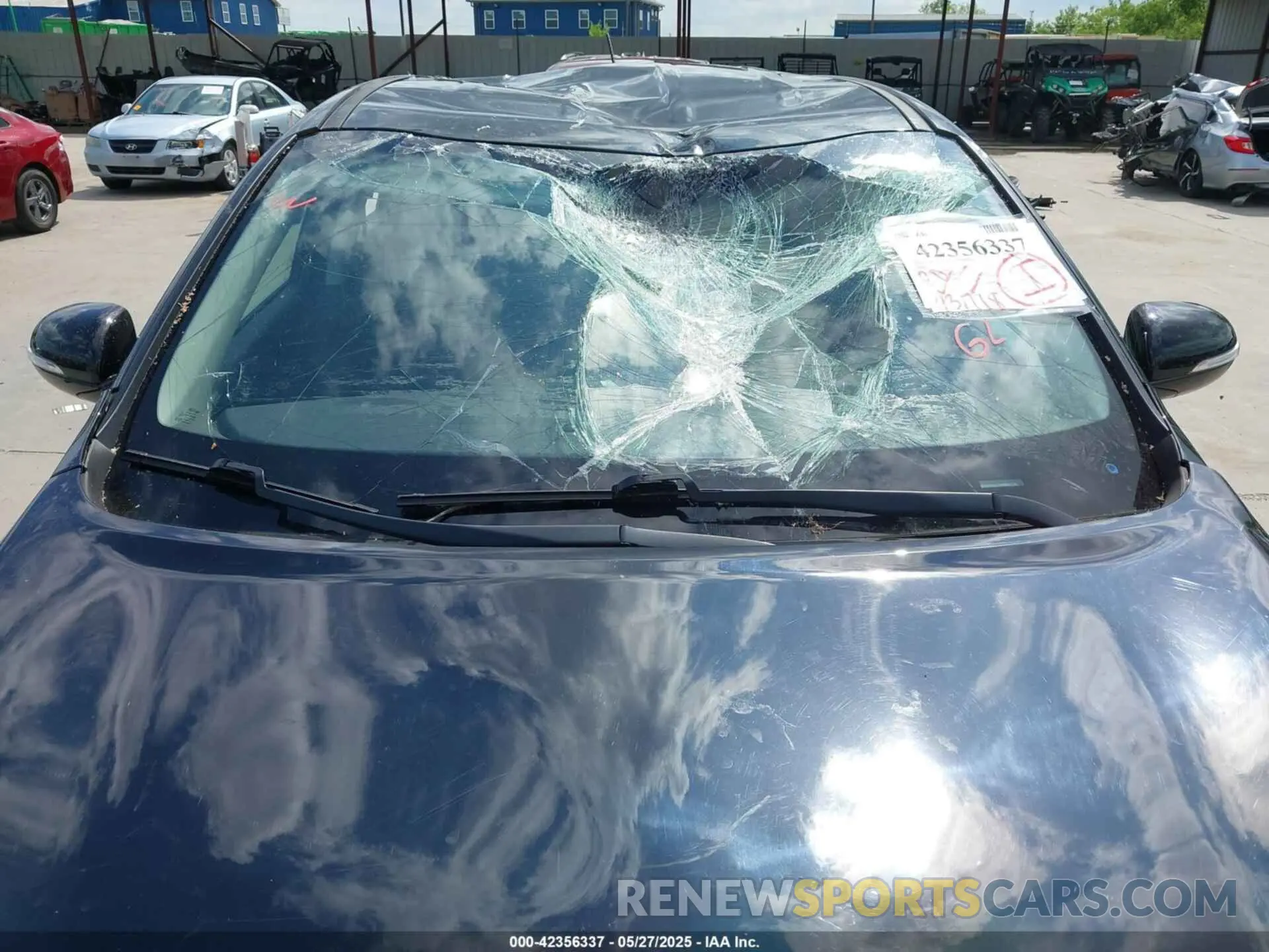 22 Photograph of a damaged car 5XYPG4A38KG587796 KIA SORENTO 2019