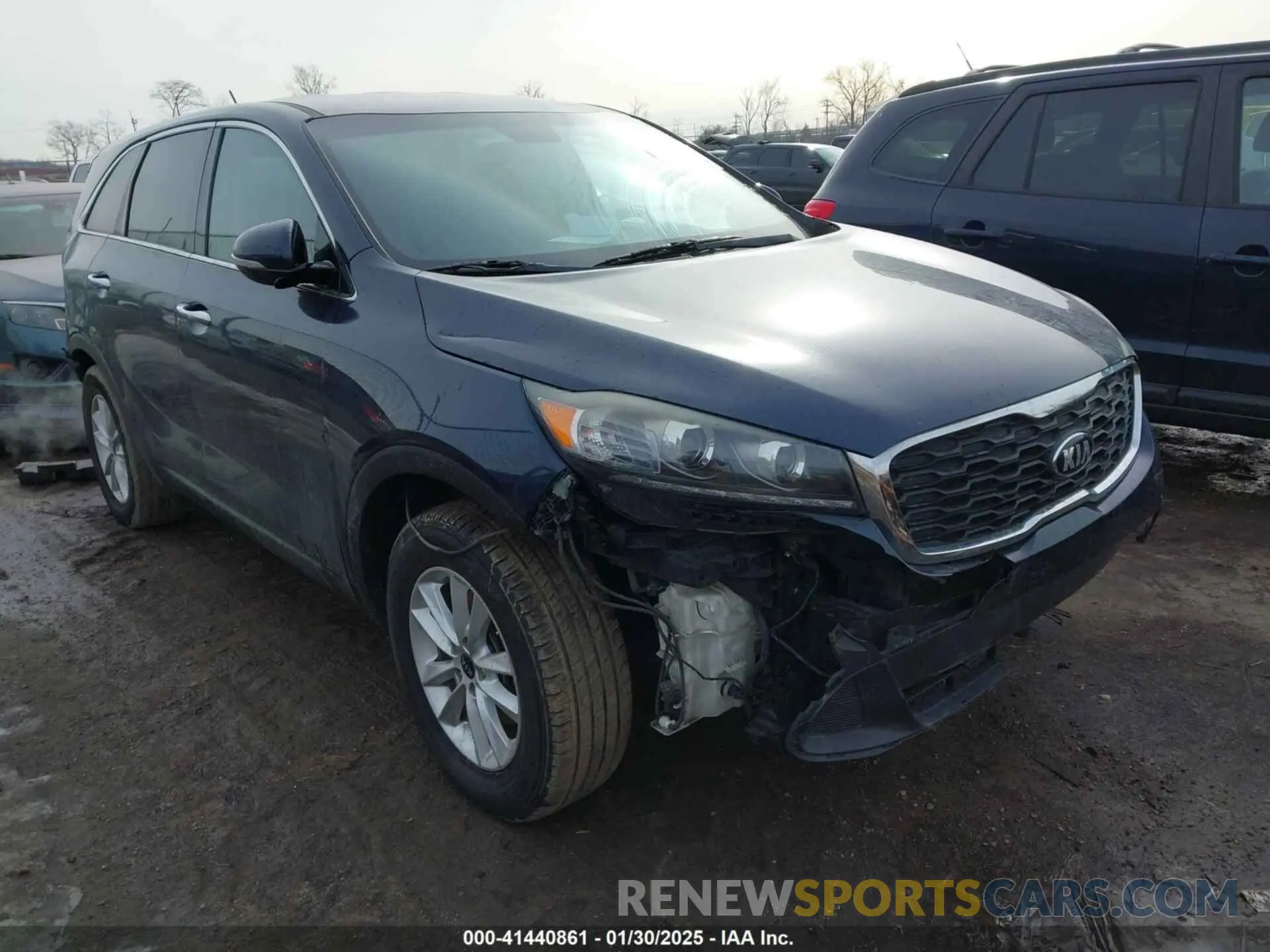 1 Photograph of a damaged car 5XYPG4A39KG438569 KIA SORENTO 2019