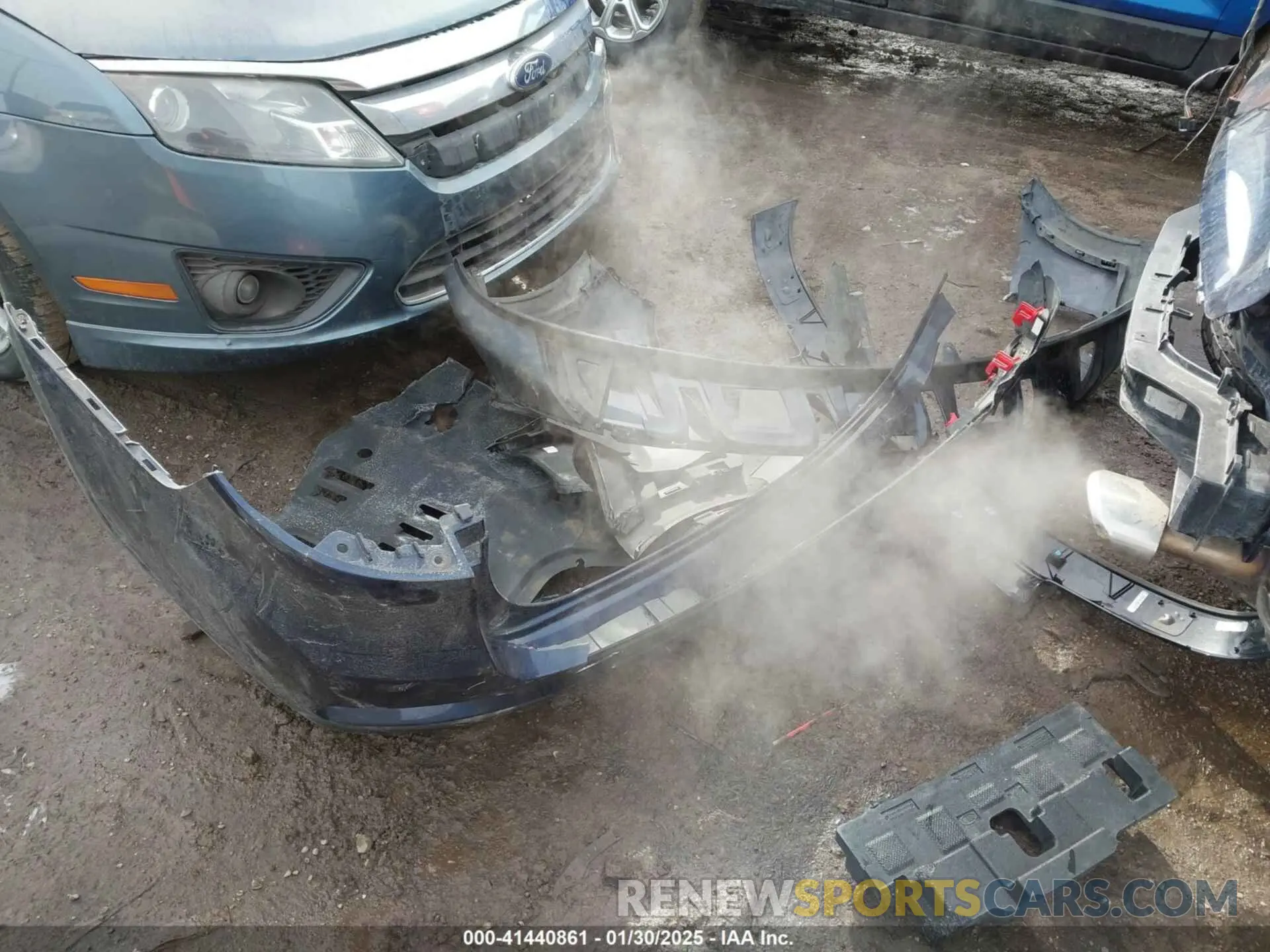 12 Photograph of a damaged car 5XYPG4A39KG438569 KIA SORENTO 2019