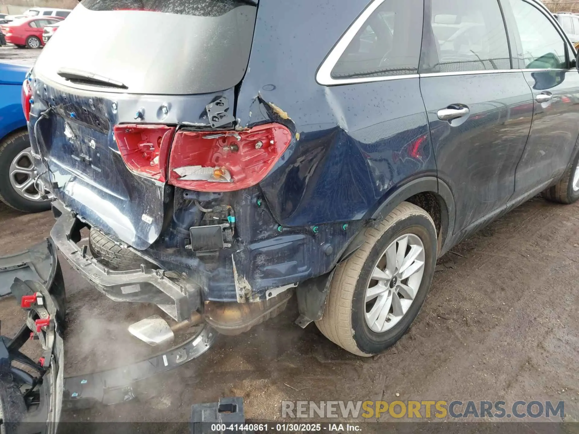 20 Photograph of a damaged car 5XYPG4A39KG438569 KIA SORENTO 2019