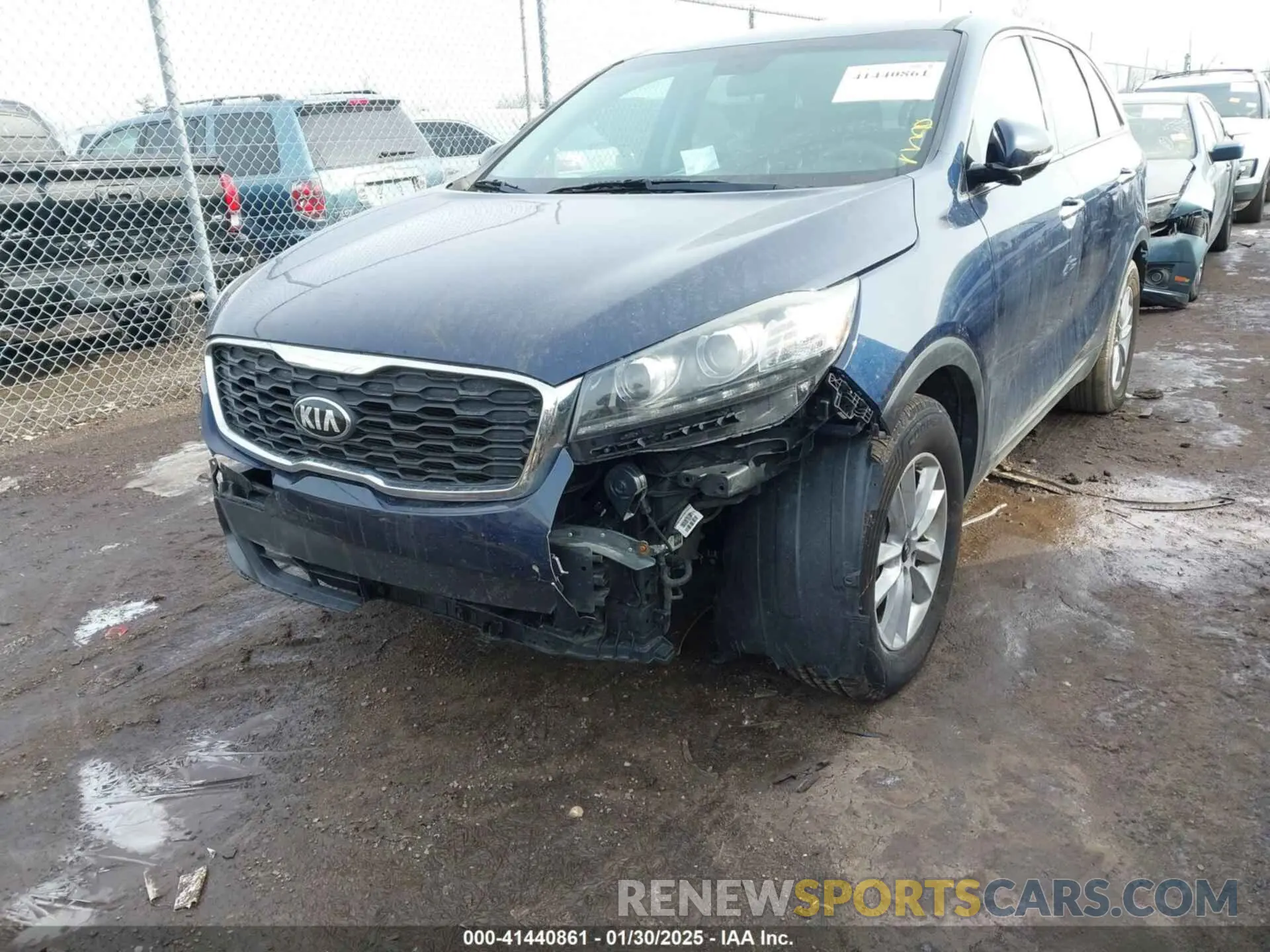 6 Photograph of a damaged car 5XYPG4A39KG438569 KIA SORENTO 2019