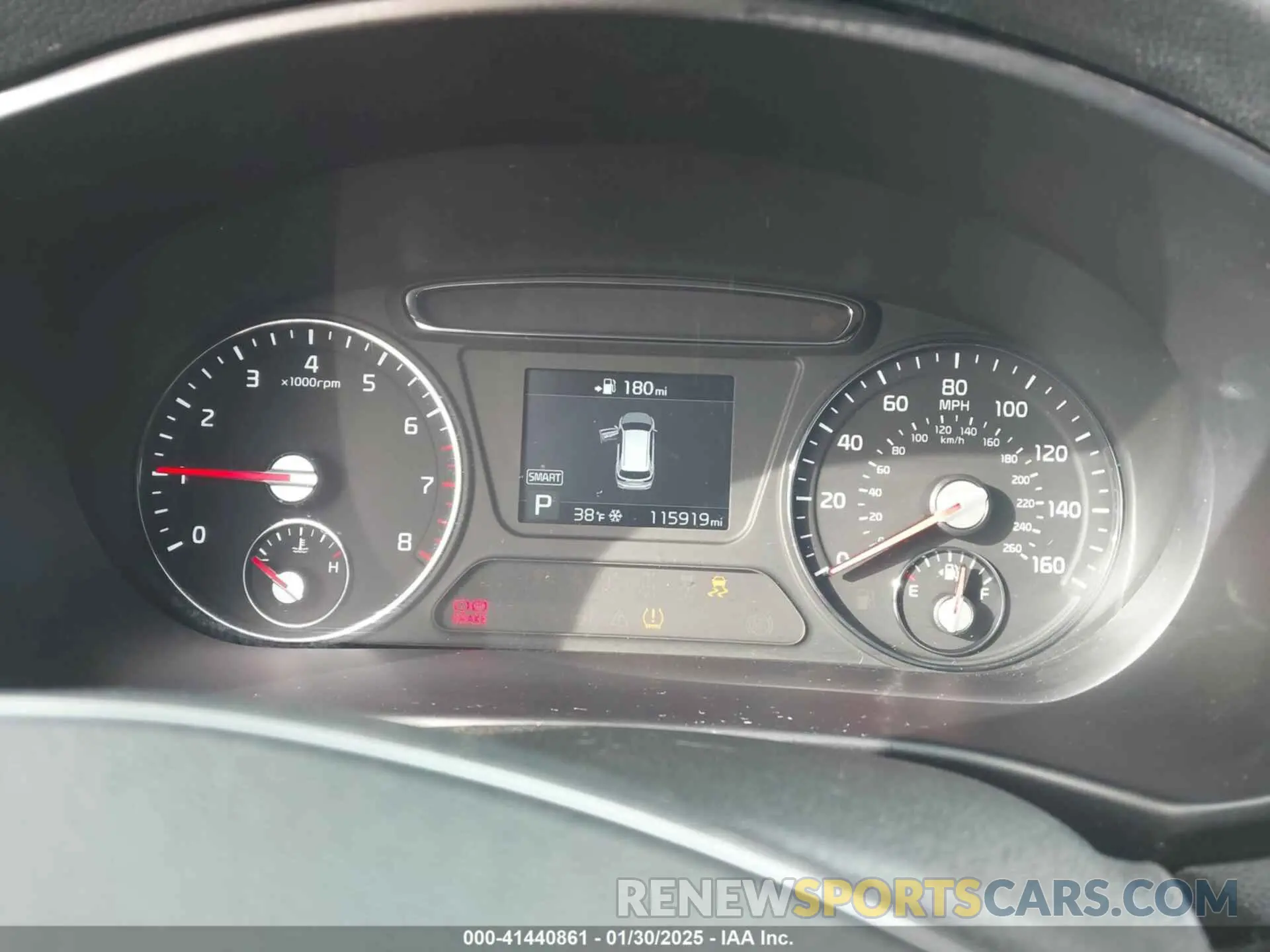 7 Photograph of a damaged car 5XYPG4A39KG438569 KIA SORENTO 2019