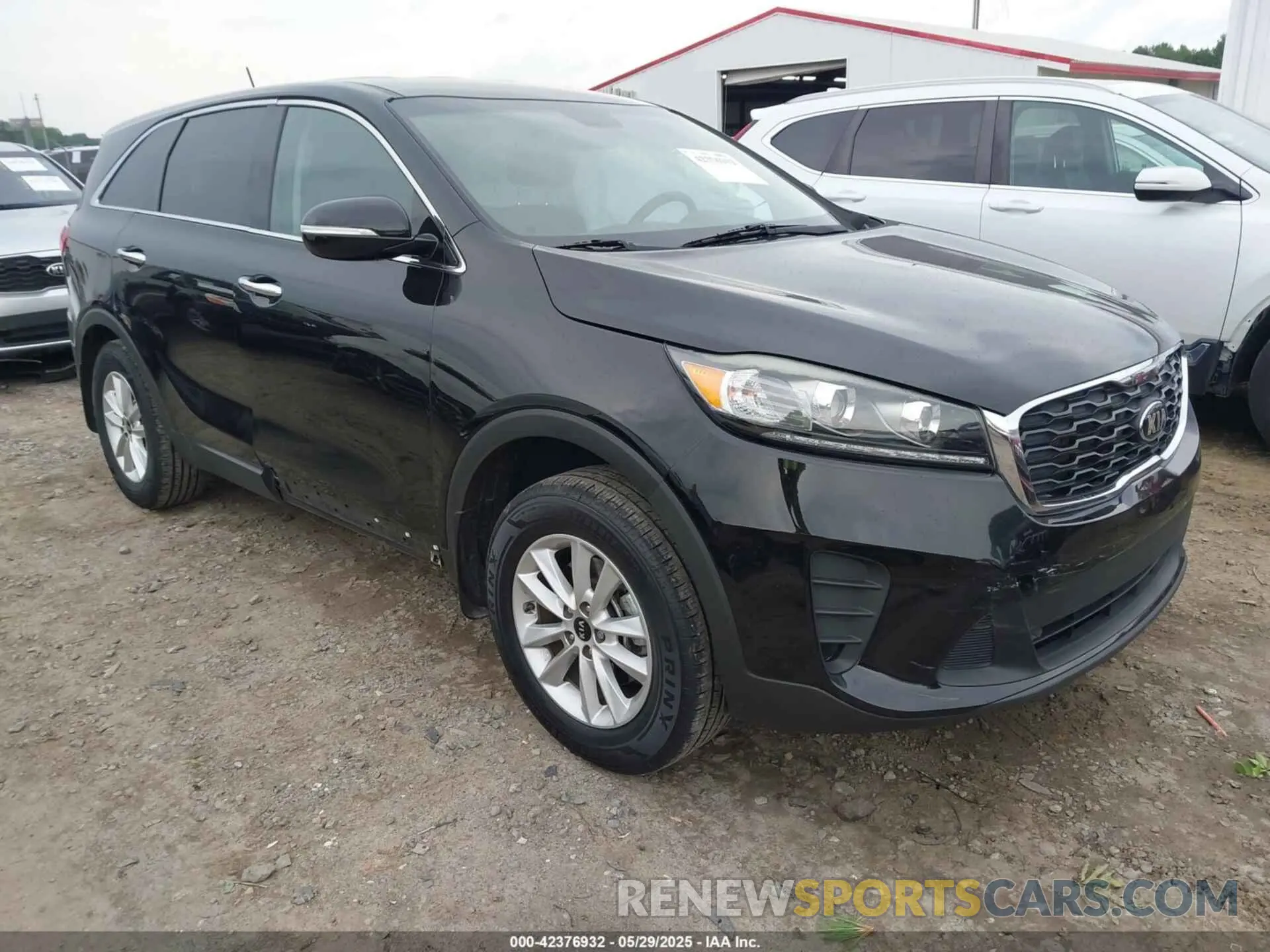 1 Photograph of a damaged car 5XYPG4A39KG443481 KIA SORENTO 2019