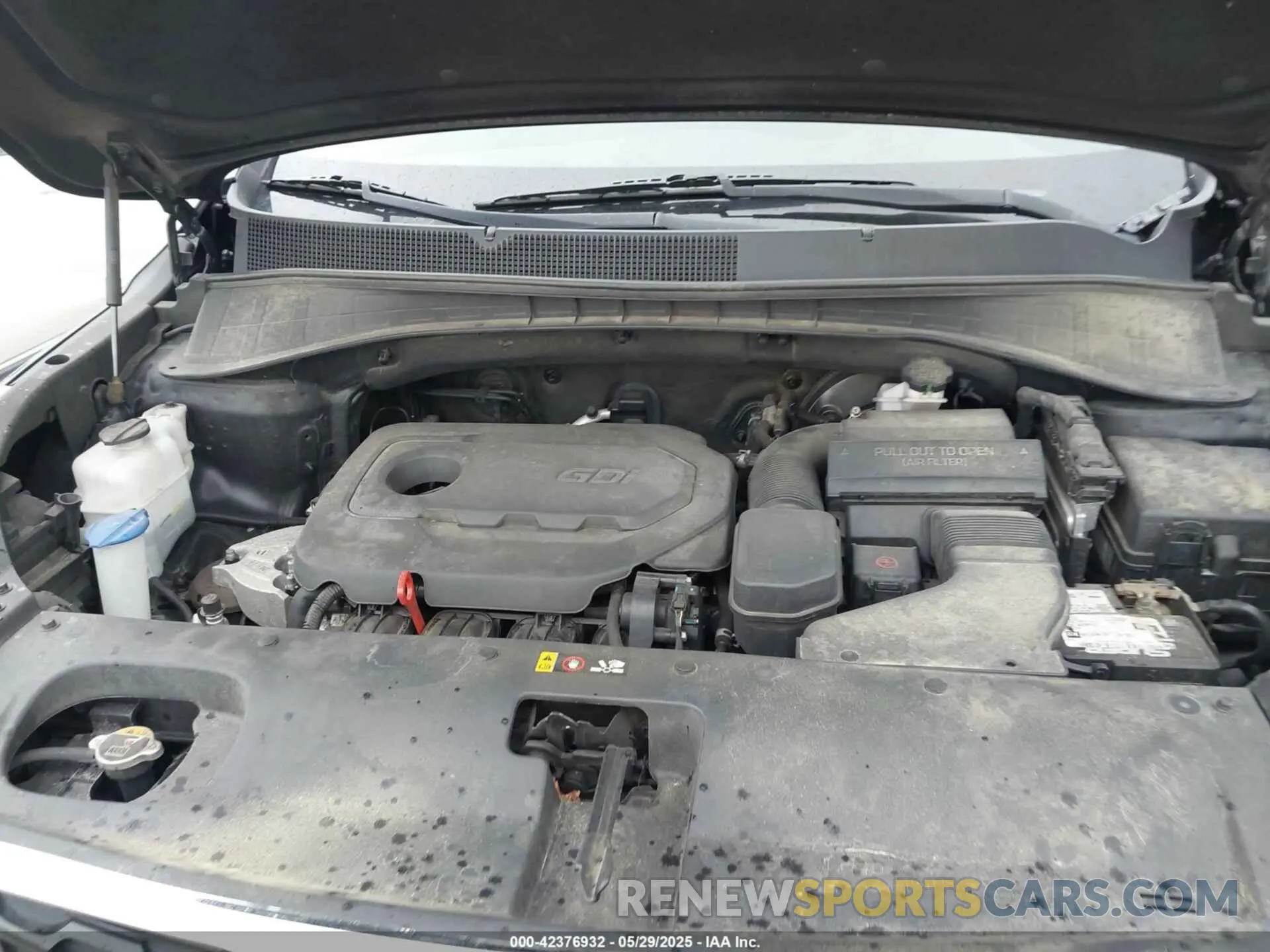 10 Photograph of a damaged car 5XYPG4A39KG443481 KIA SORENTO 2019