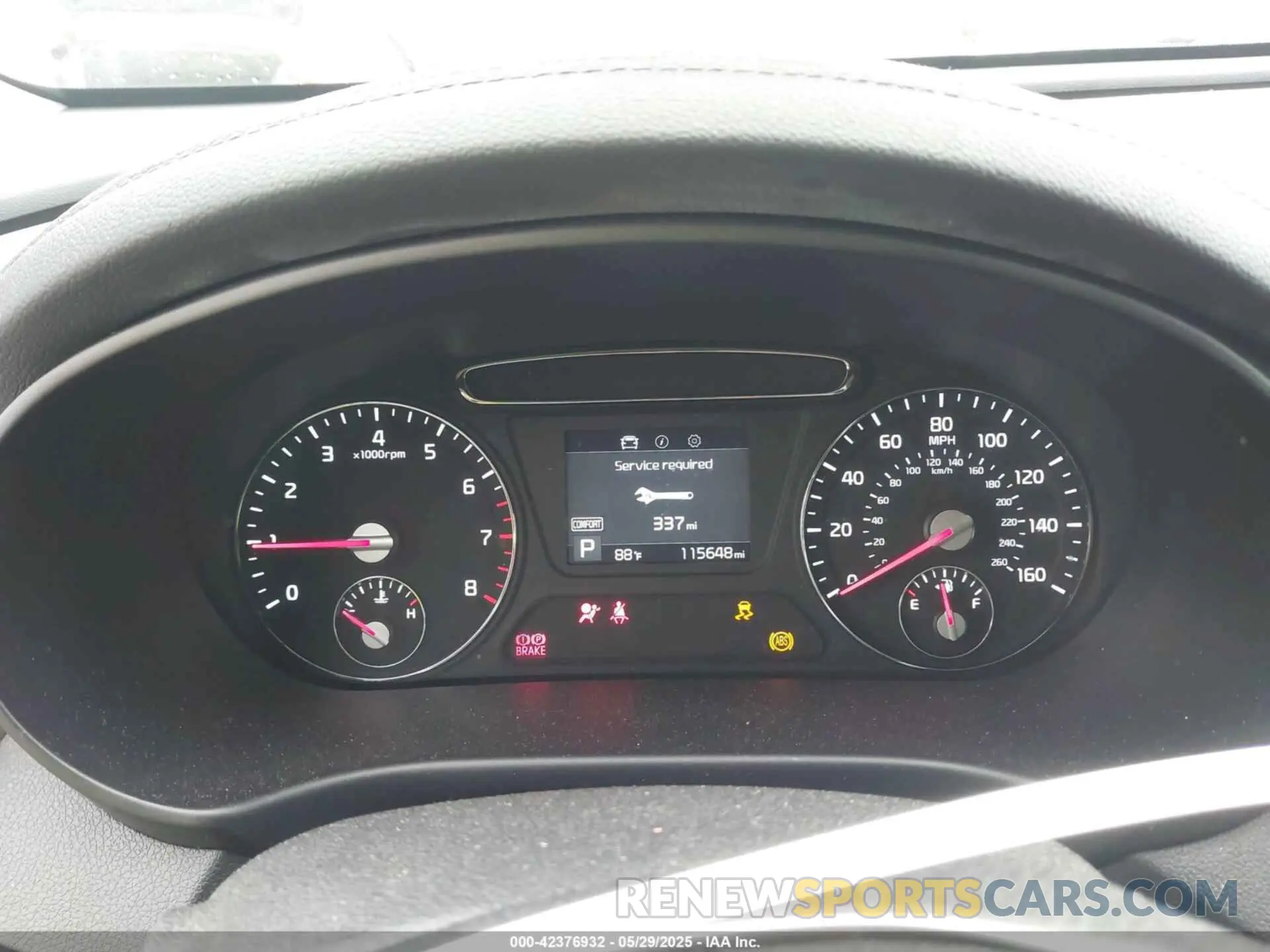 7 Photograph of a damaged car 5XYPG4A39KG443481 KIA SORENTO 2019