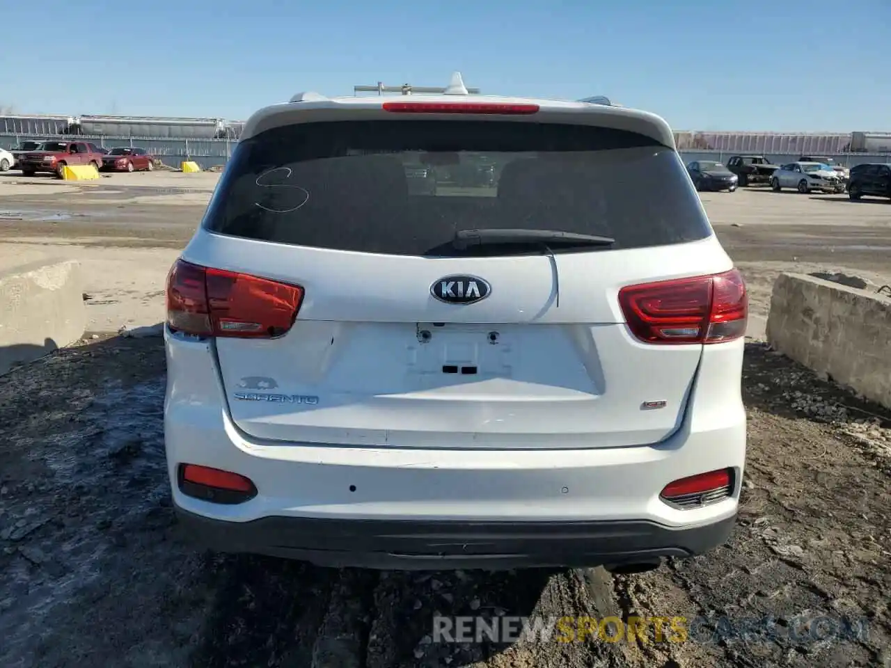 6 Photograph of a damaged car 5XYPG4A39KG480420 KIA SORENTO 2019