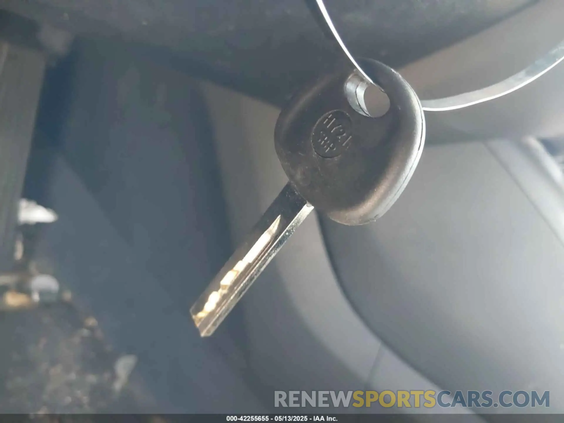 11 Photograph of a damaged car 5XYPG4A39KG534430 KIA SORENTO 2019