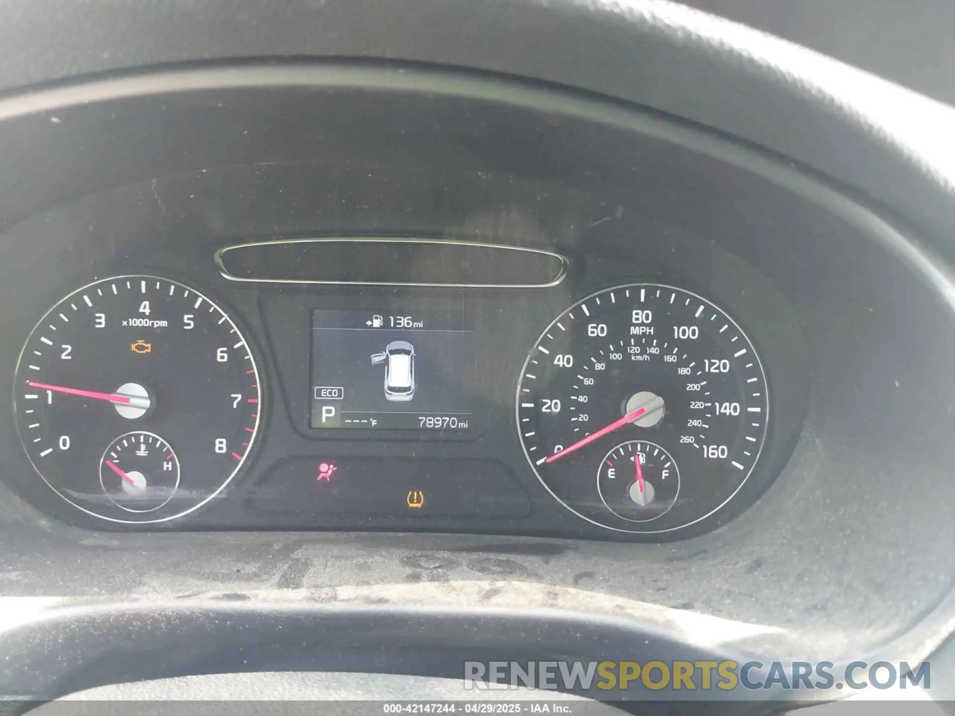 7 Photograph of a damaged car 5XYPG4A39KG576239 KIA SORENTO 2019
