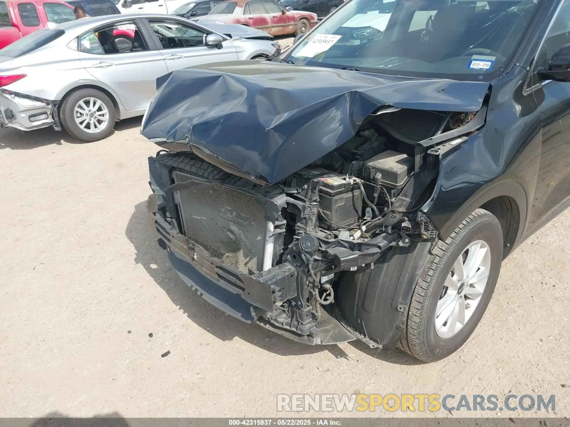 6 Photograph of a damaged car 5XYPG4A39KG577861 KIA SORENTO 2019
