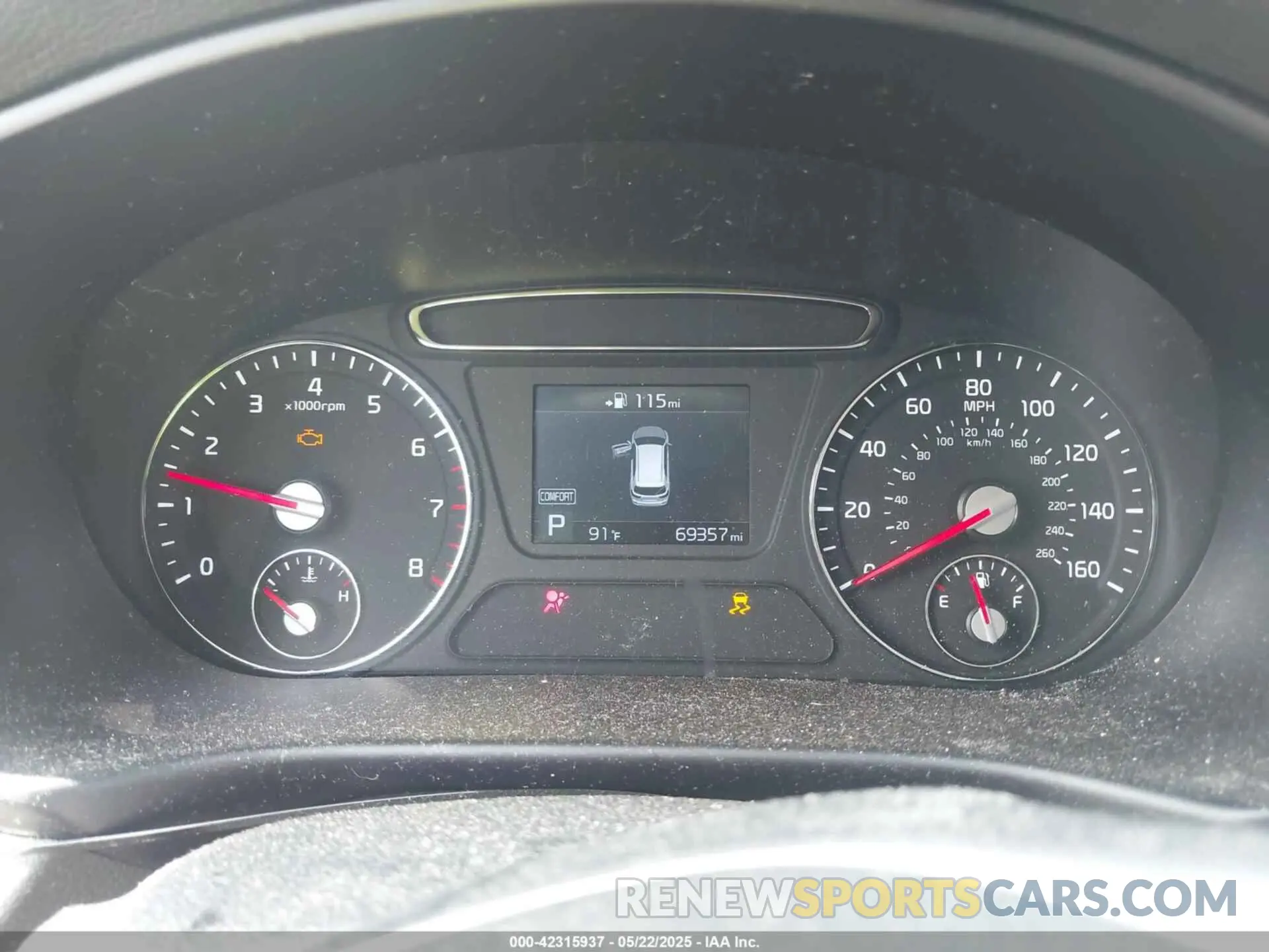 7 Photograph of a damaged car 5XYPG4A39KG577861 KIA SORENTO 2019