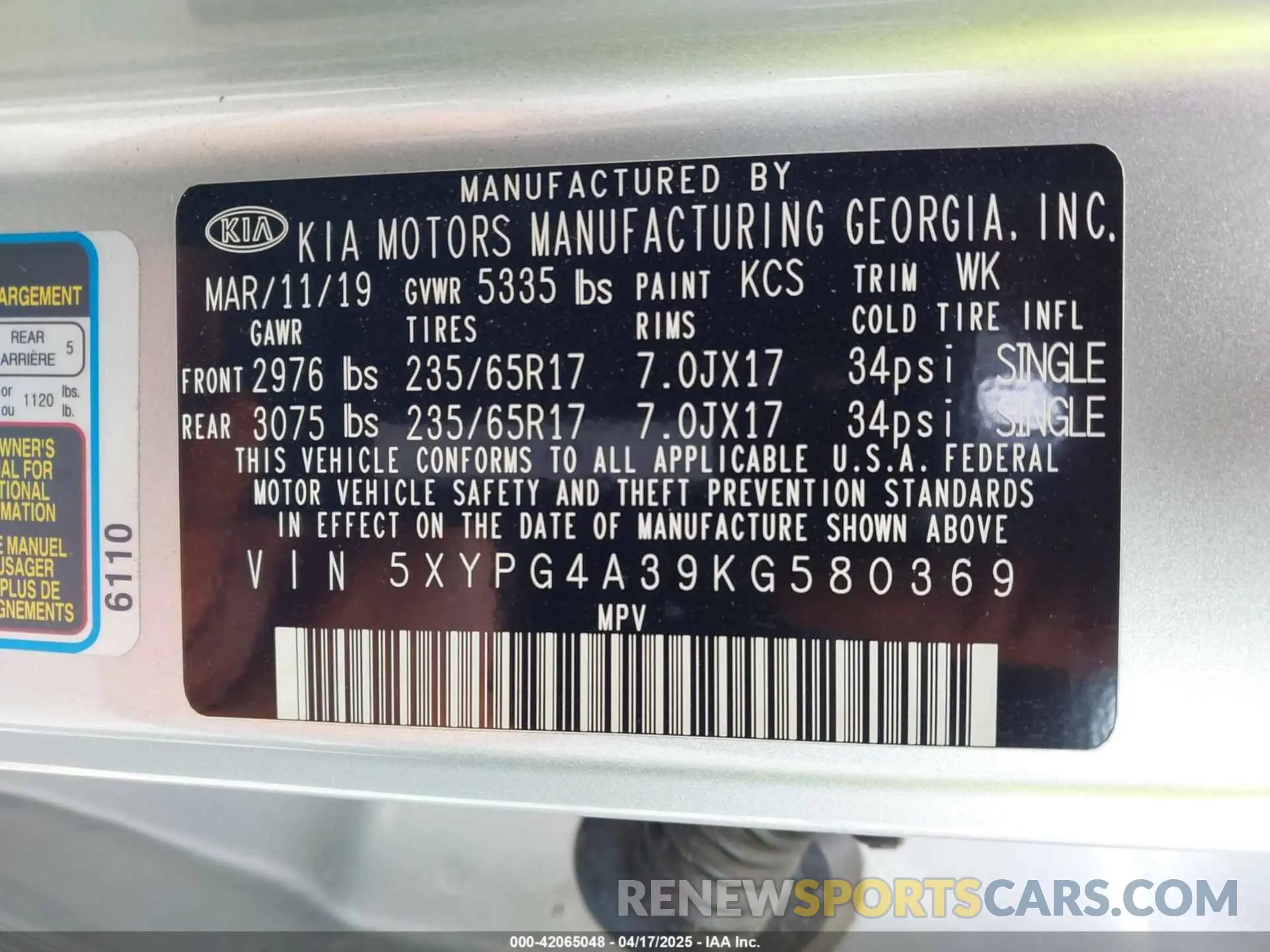 9 Photograph of a damaged car 5XYPG4A39KG580369 KIA SORENTO 2019