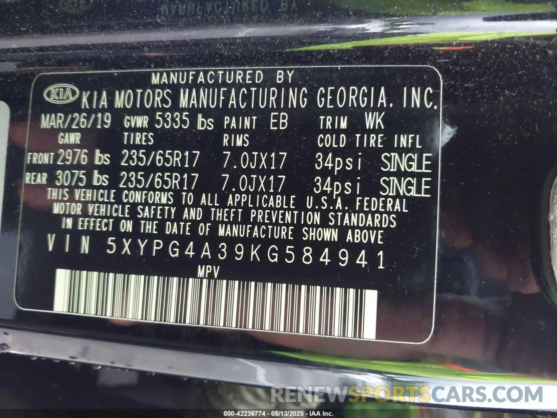 9 Photograph of a damaged car 5XYPG4A39KG584941 KIA SORENTO 2019