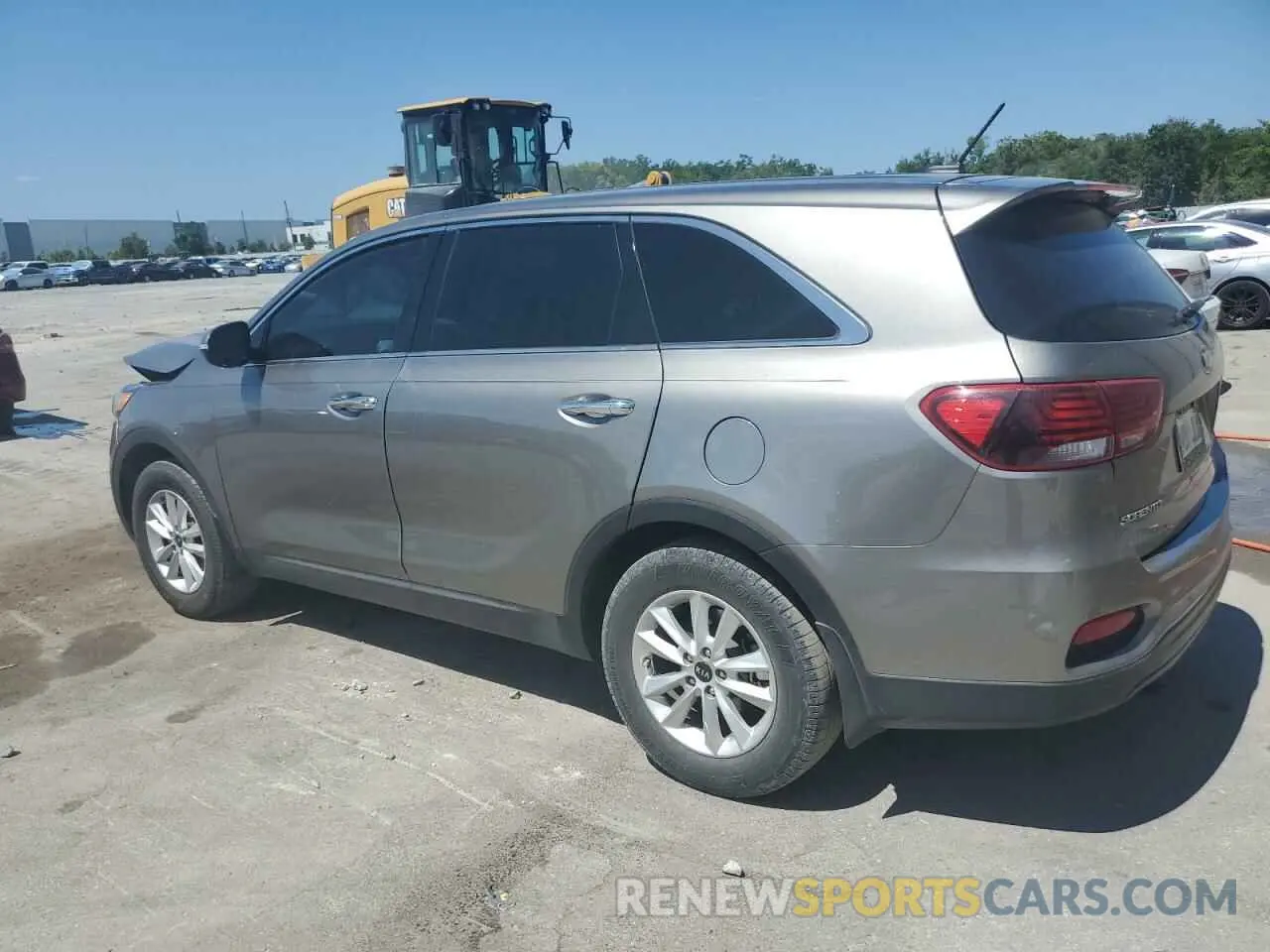 2 Photograph of a damaged car 5XYPG4A3XKG513733 KIA SORENTO 2019