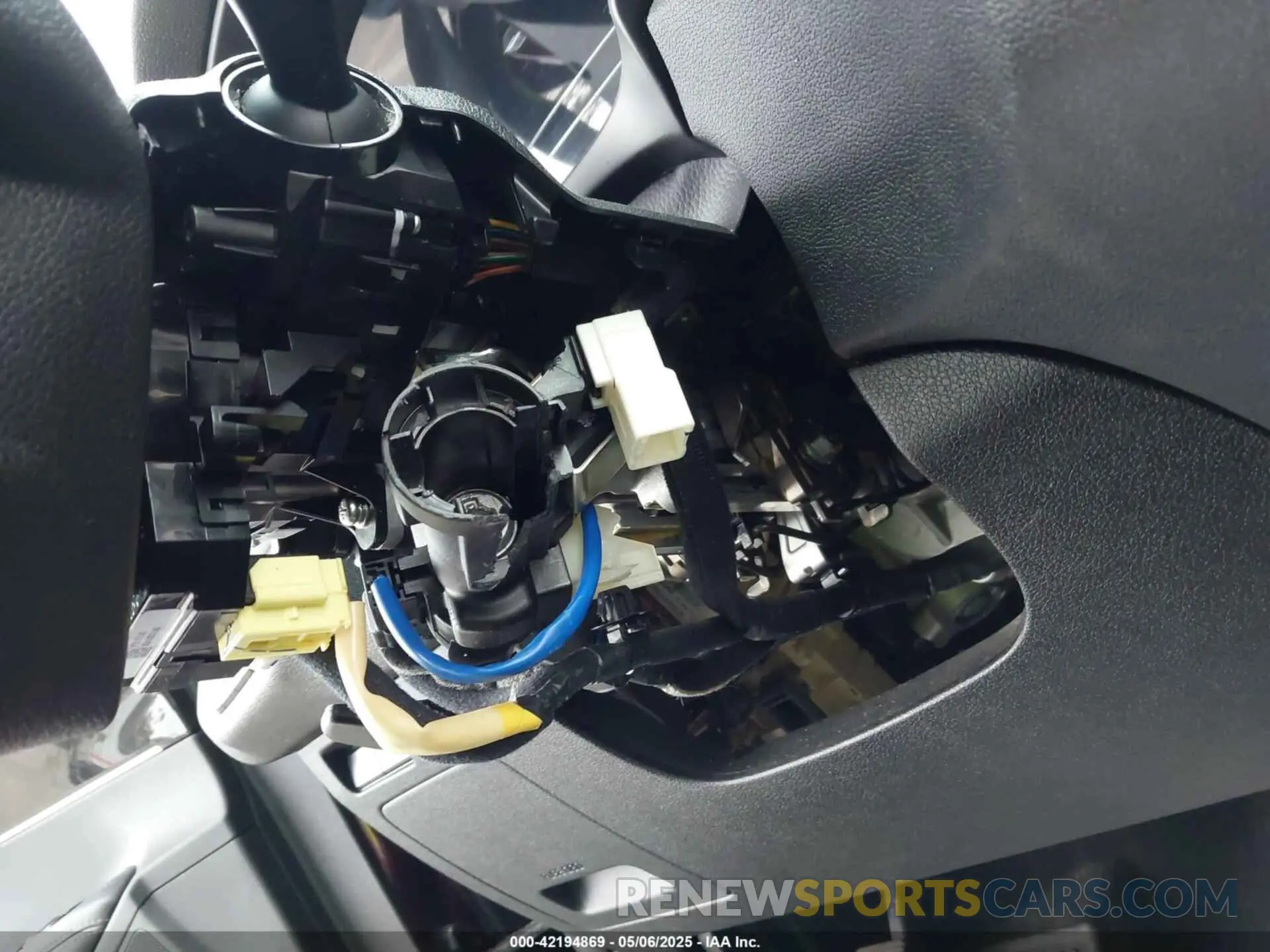 6 Photograph of a damaged car 5XYPG4A3XKG535831 KIA SORENTO 2019
