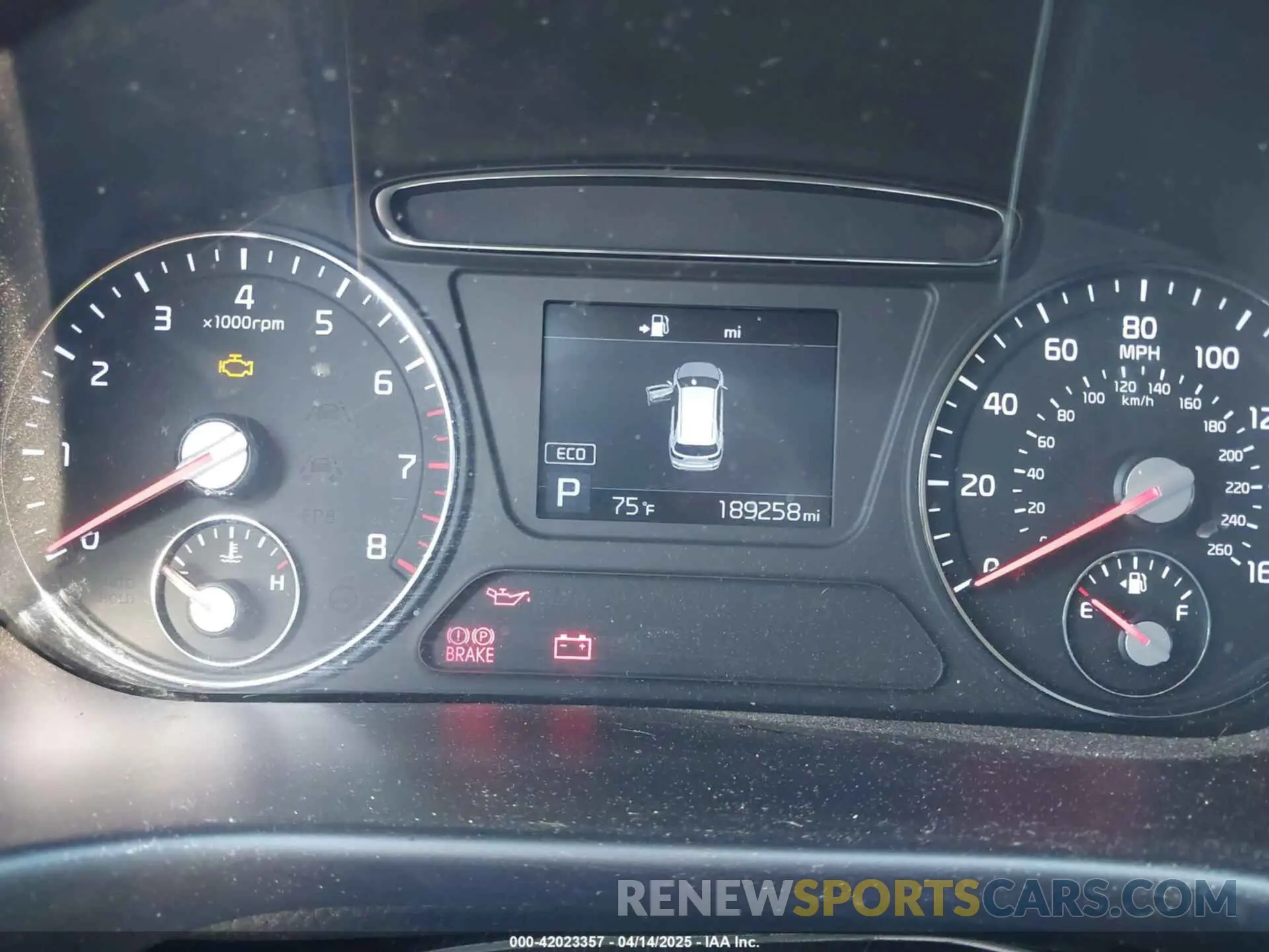 7 Photograph of a damaged car 5XYPG4A3XKG547848 KIA SORENTO 2019