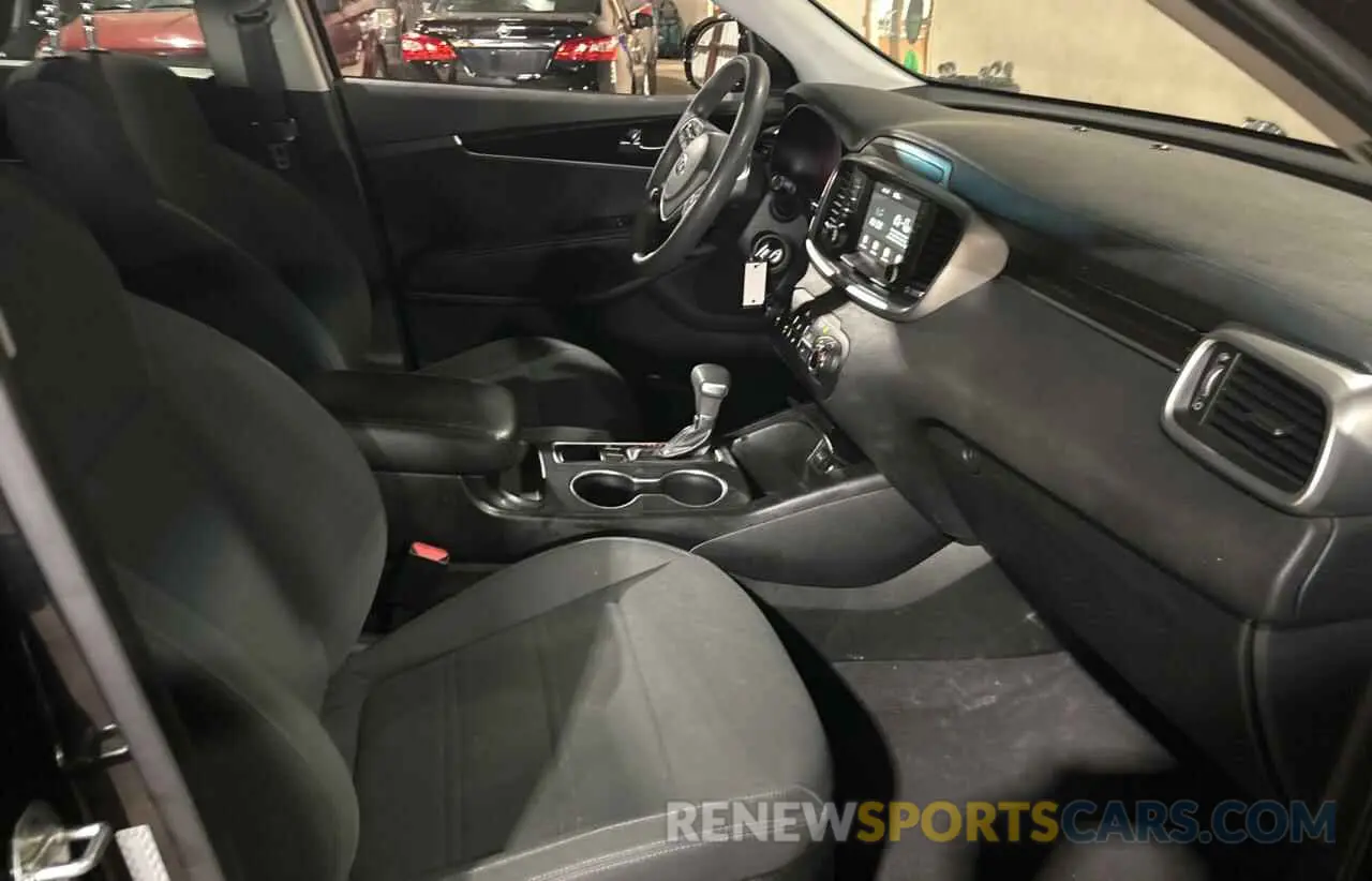 5 Photograph of a damaged car 5XYPG4A3XKG567081 KIA SORENTO 2019