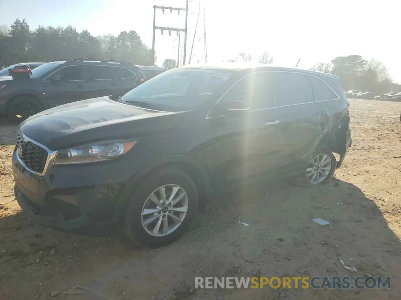 1 Photograph of a damaged car 5XYPG4A3XKG569204 KIA SORENTO 2019