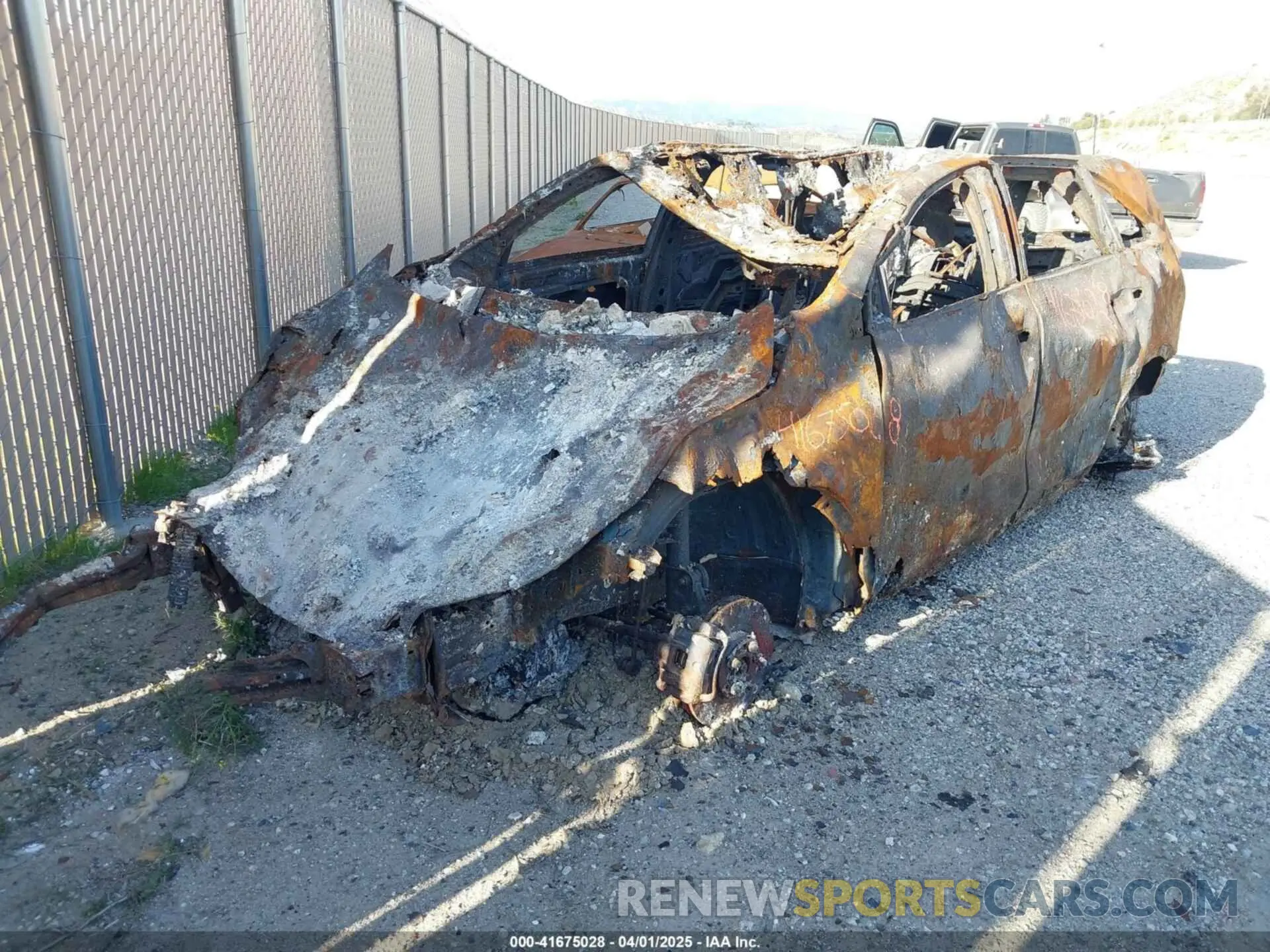 2 Photograph of a damaged car 5XYPG4A3XKG576136 KIA SORENTO 2019