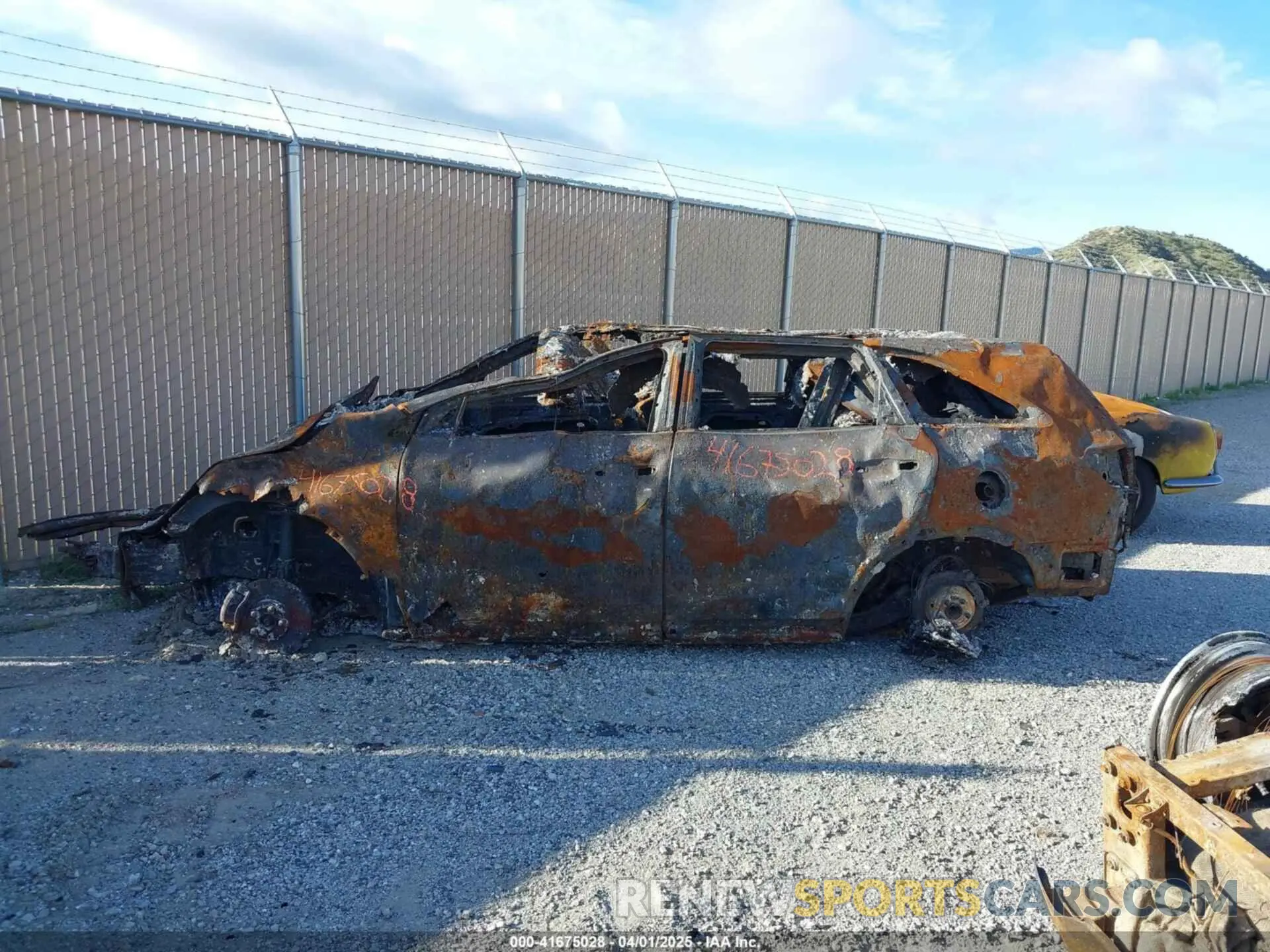 6 Photograph of a damaged car 5XYPG4A3XKG576136 KIA SORENTO 2019