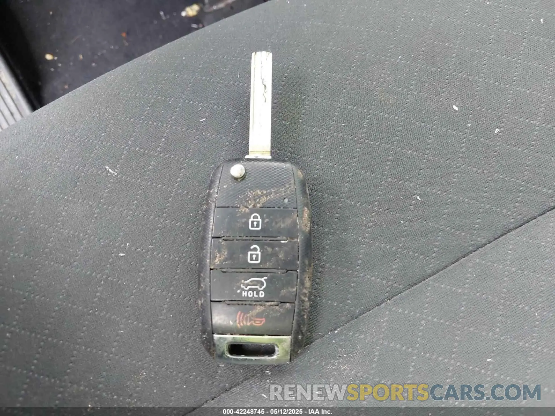 11 Photograph of a damaged car 5XYPG4A3XKG577478 KIA SORENTO 2019