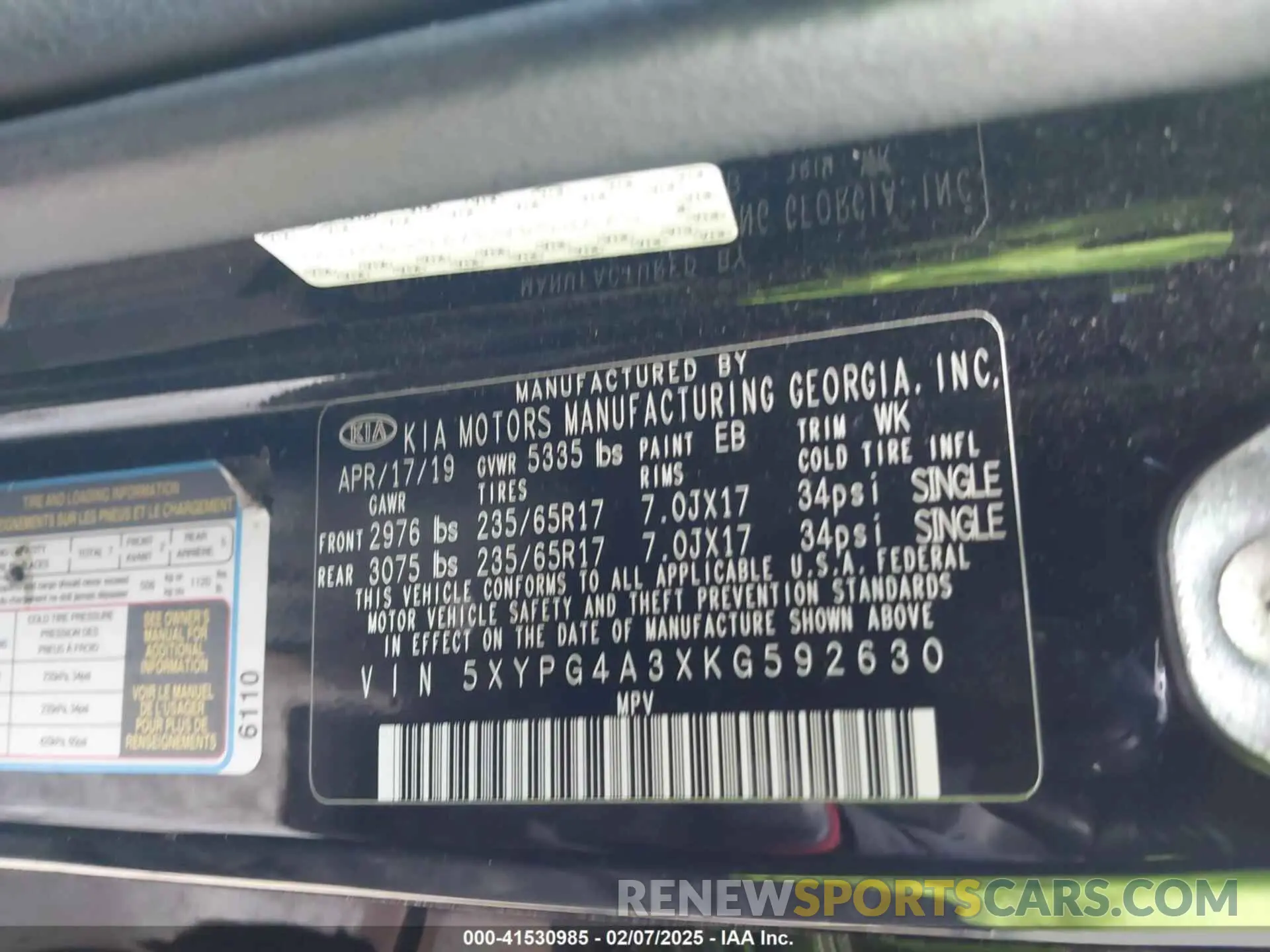9 Photograph of a damaged car 5XYPG4A3XKG592630 KIA SORENTO 2019