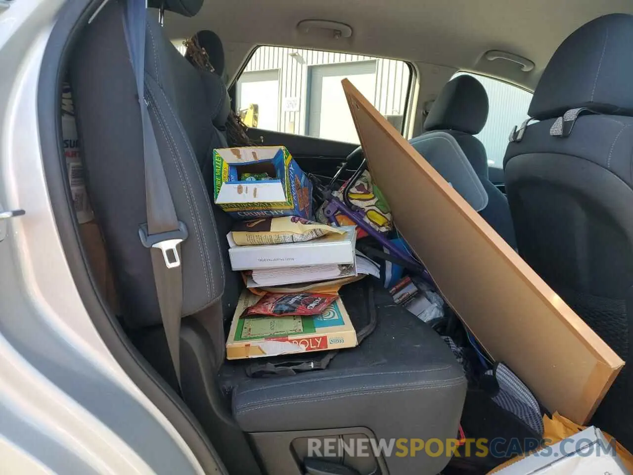 12 Photograph of a damaged car 5XYPG4A50KG463698 KIA SORENTO 2019