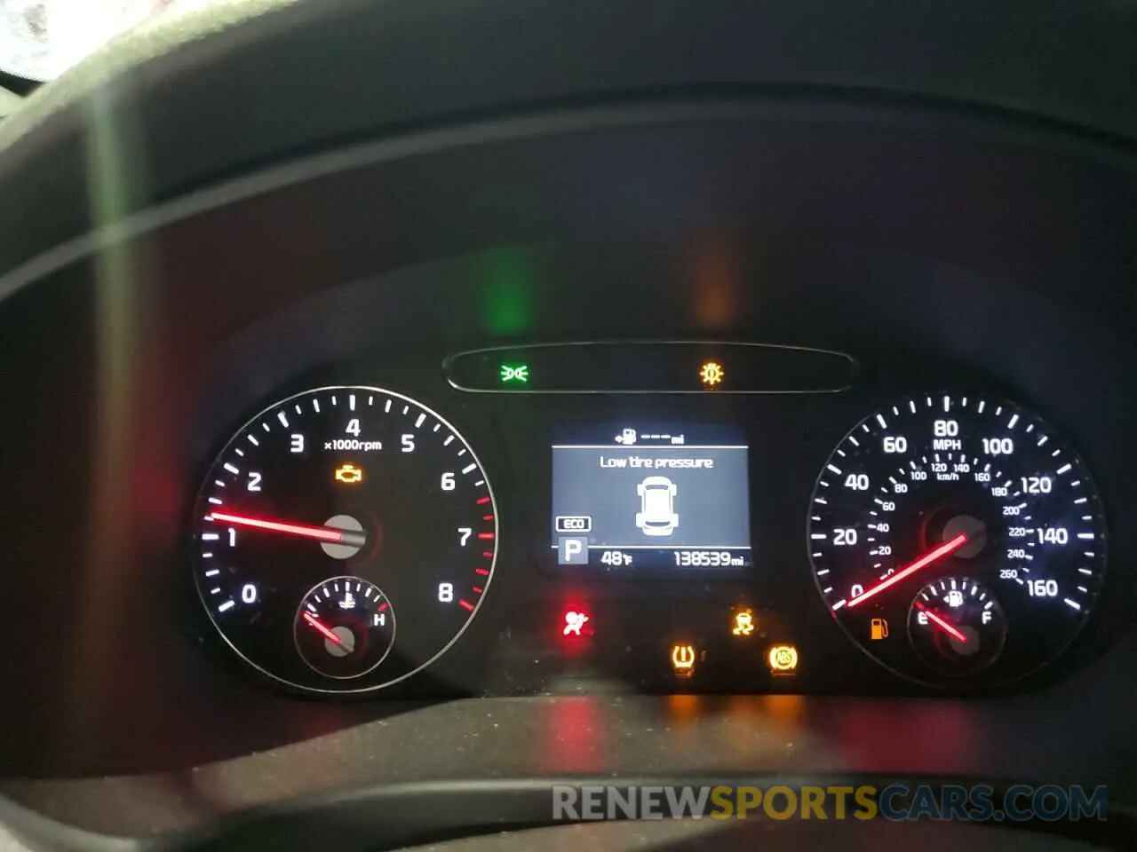9 Photograph of a damaged car 5XYPG4A50KG470456 KIA SORENTO 2019