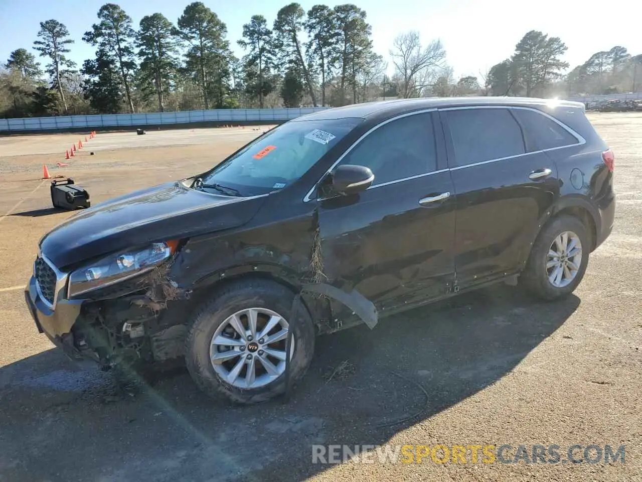 1 Photograph of a damaged car 5XYPG4A50KG494000 KIA SORENTO 2019