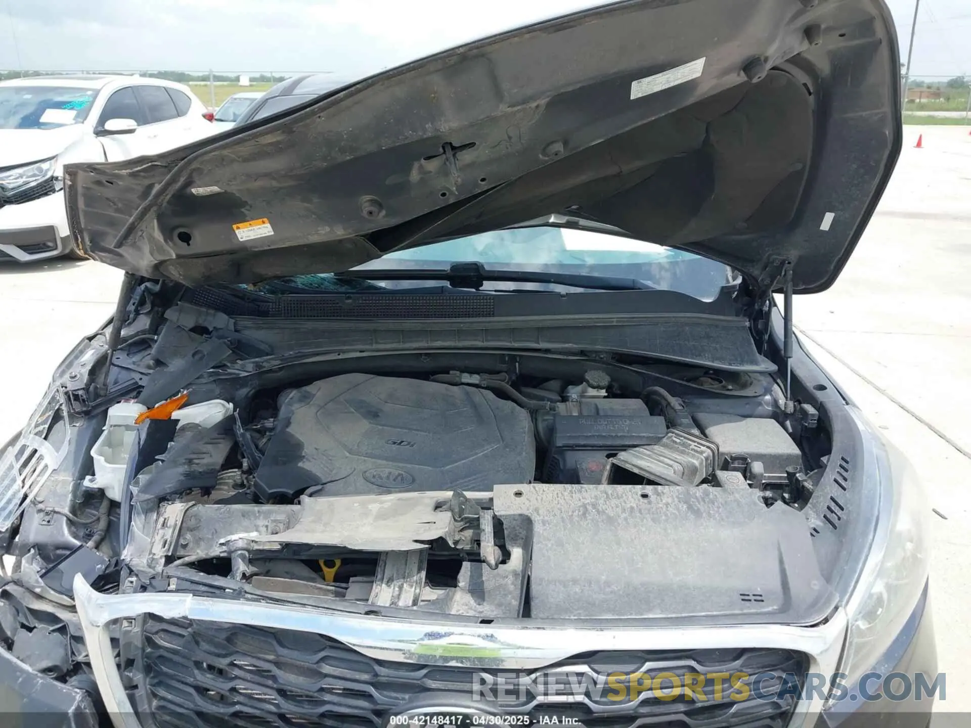 10 Photograph of a damaged car 5XYPG4A51KG441192 KIA SORENTO 2019