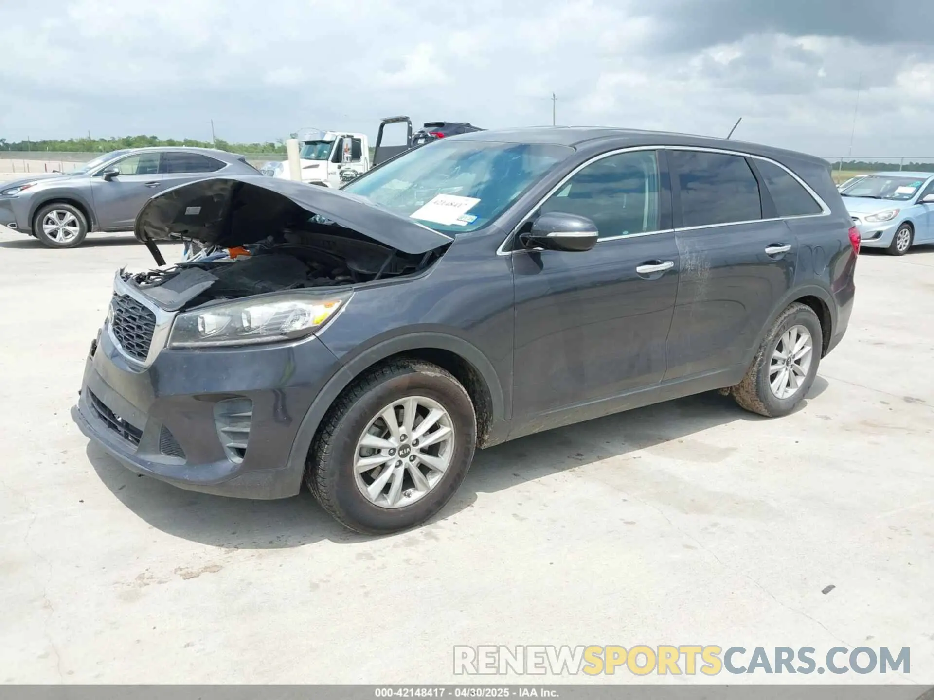 2 Photograph of a damaged car 5XYPG4A51KG441192 KIA SORENTO 2019