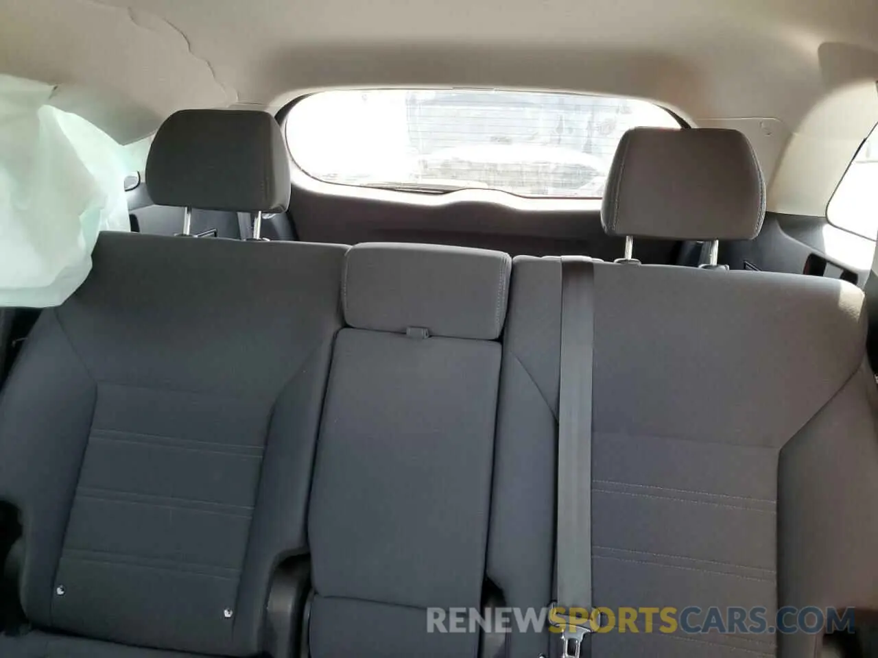 10 Photograph of a damaged car 5XYPG4A51KG510575 KIA SORENTO 2019