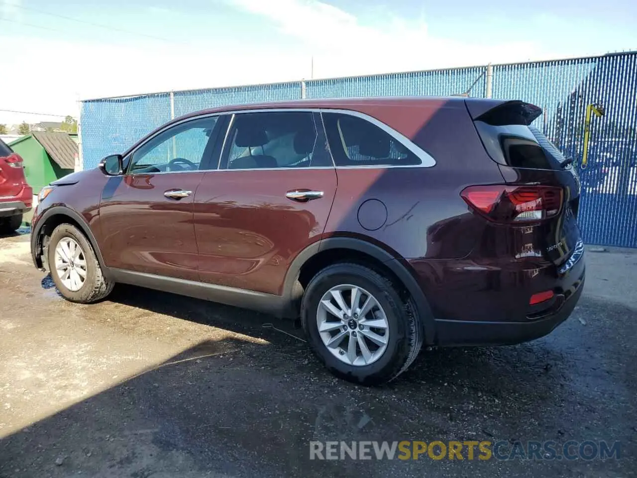 2 Photograph of a damaged car 5XYPG4A51KG510575 KIA SORENTO 2019