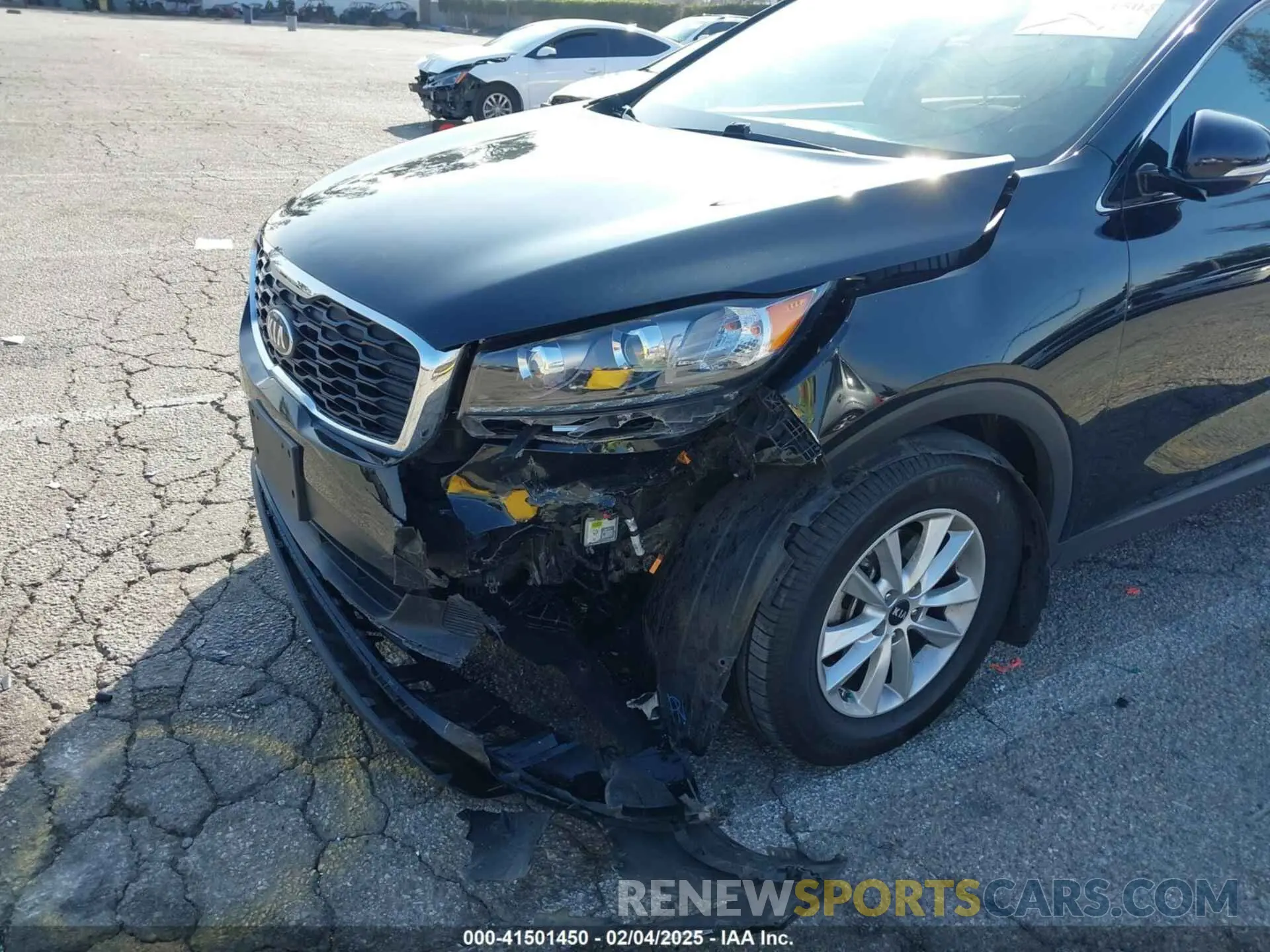 6 Photograph of a damaged car 5XYPG4A51KG567018 KIA SORENTO 2019
