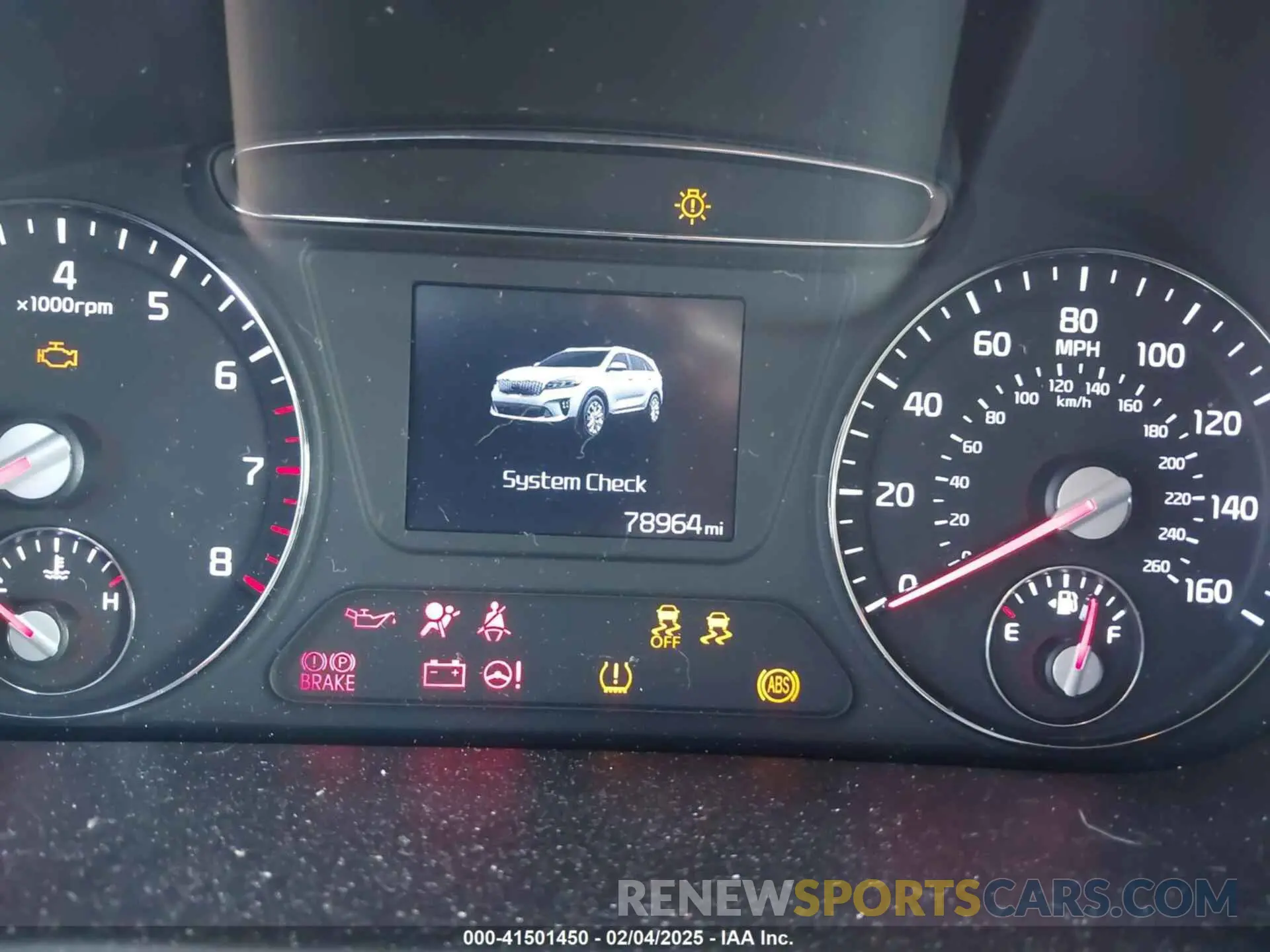 7 Photograph of a damaged car 5XYPG4A51KG567018 KIA SORENTO 2019