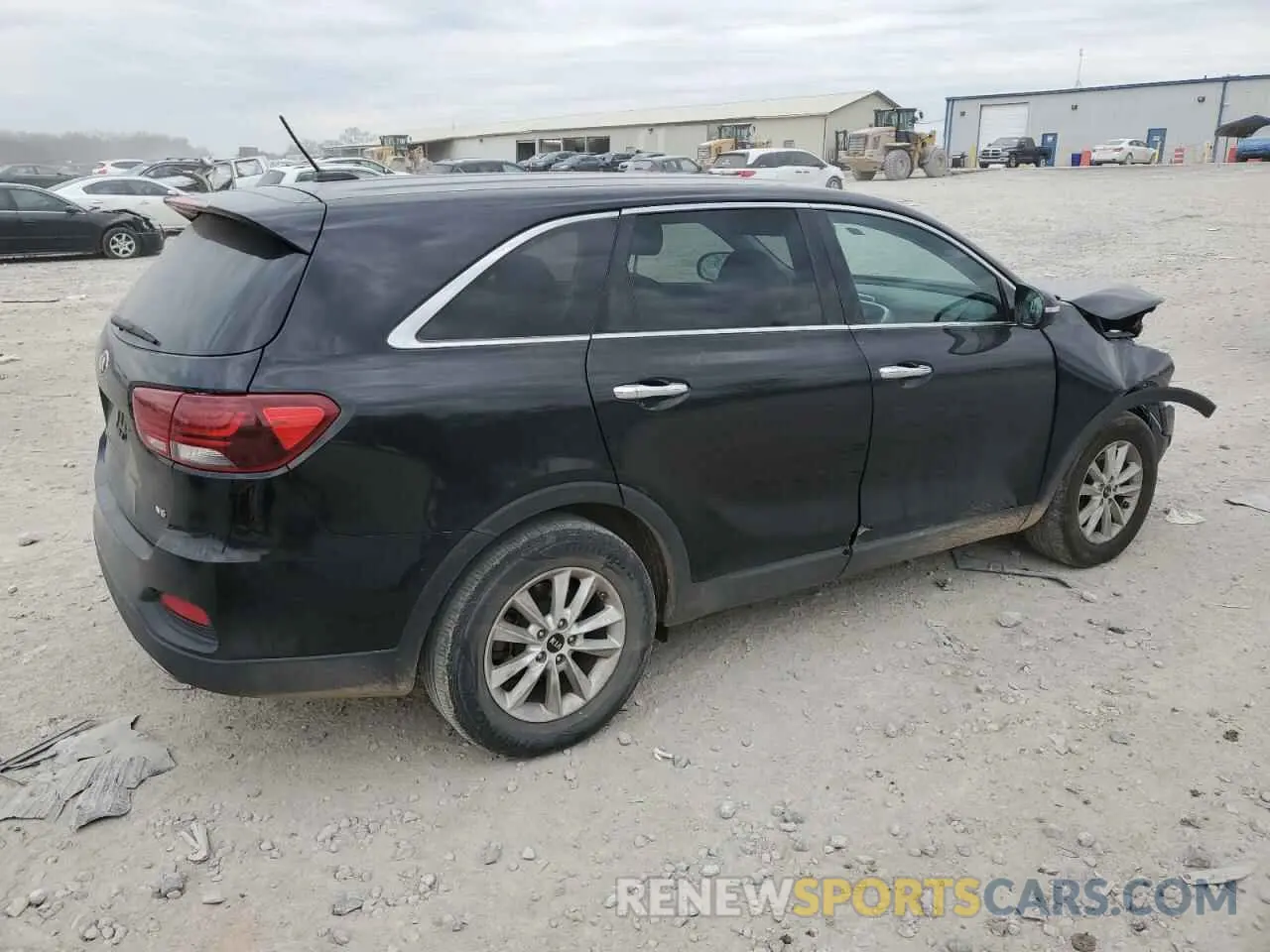 3 Photograph of a damaged car 5XYPG4A51KG568640 KIA SORENTO 2019